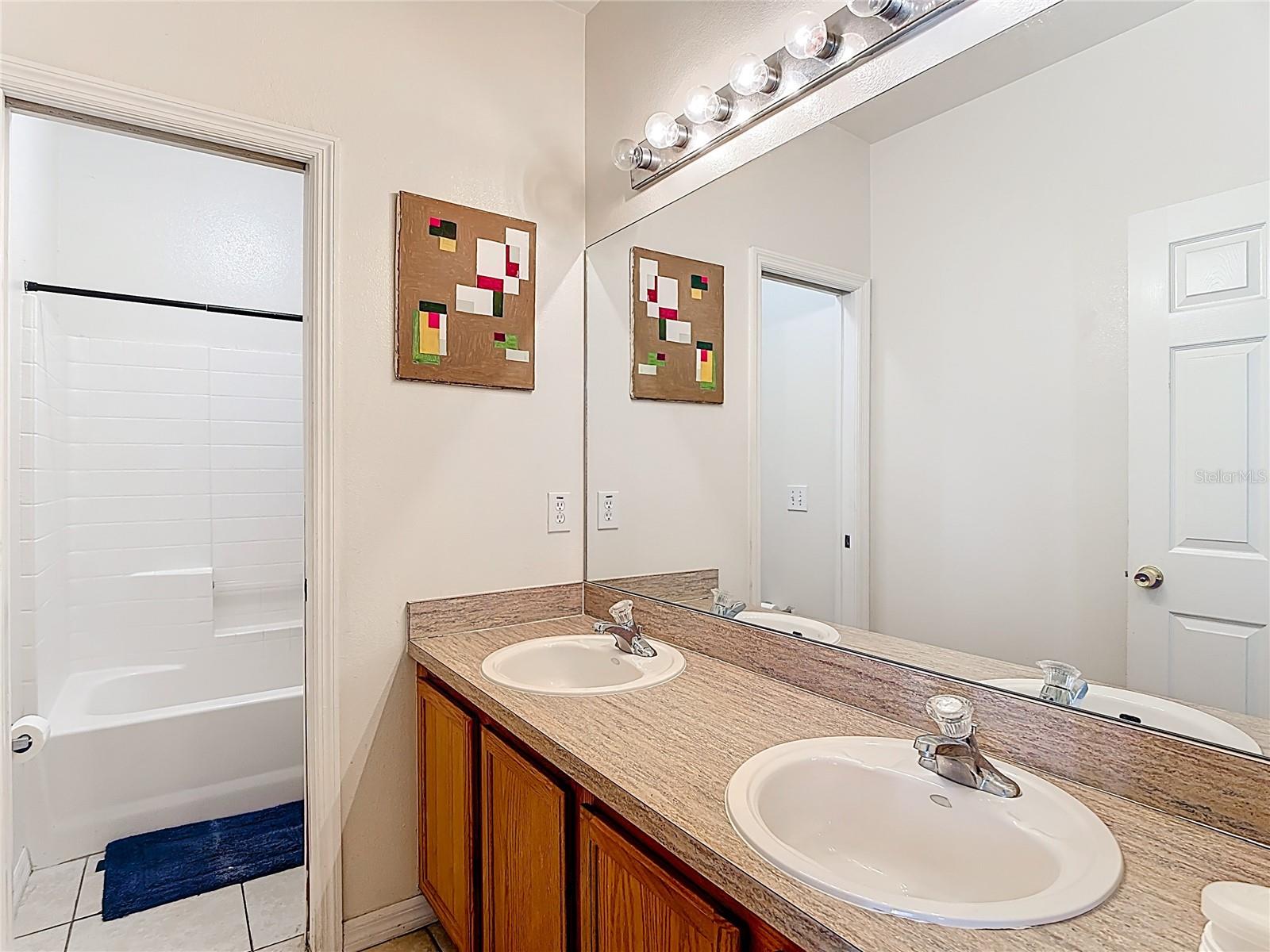 635 KNOLLWOOD DR, DAVENPORT, FL, 33837