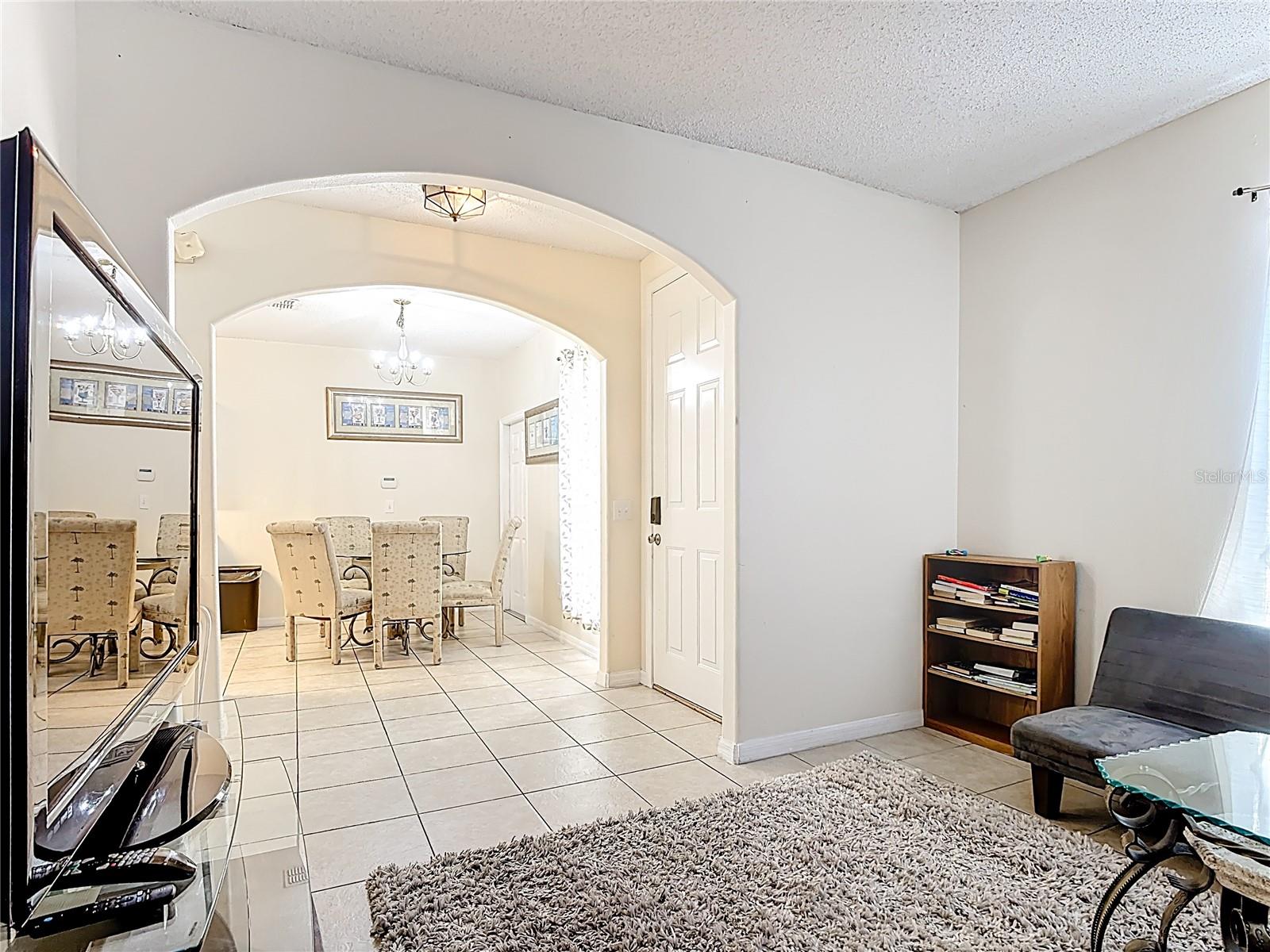 635 KNOLLWOOD DR, DAVENPORT, FL, 33837