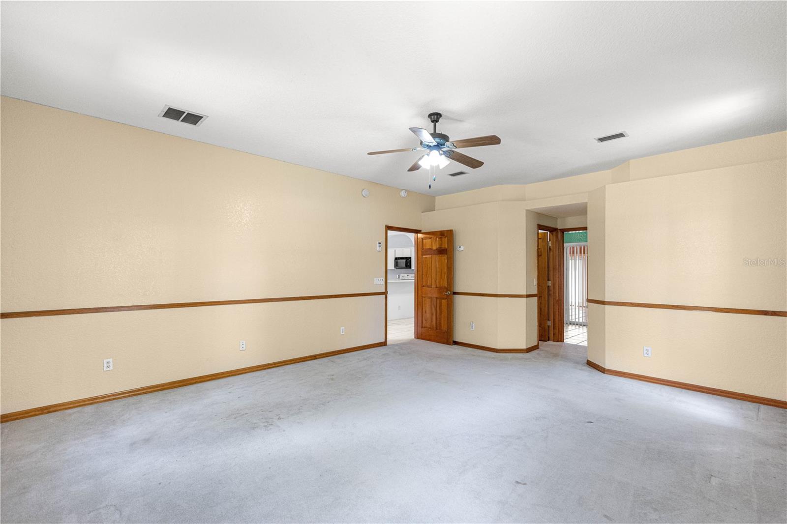 1090 NW 67TH PL, OCALA, FL, 34475
