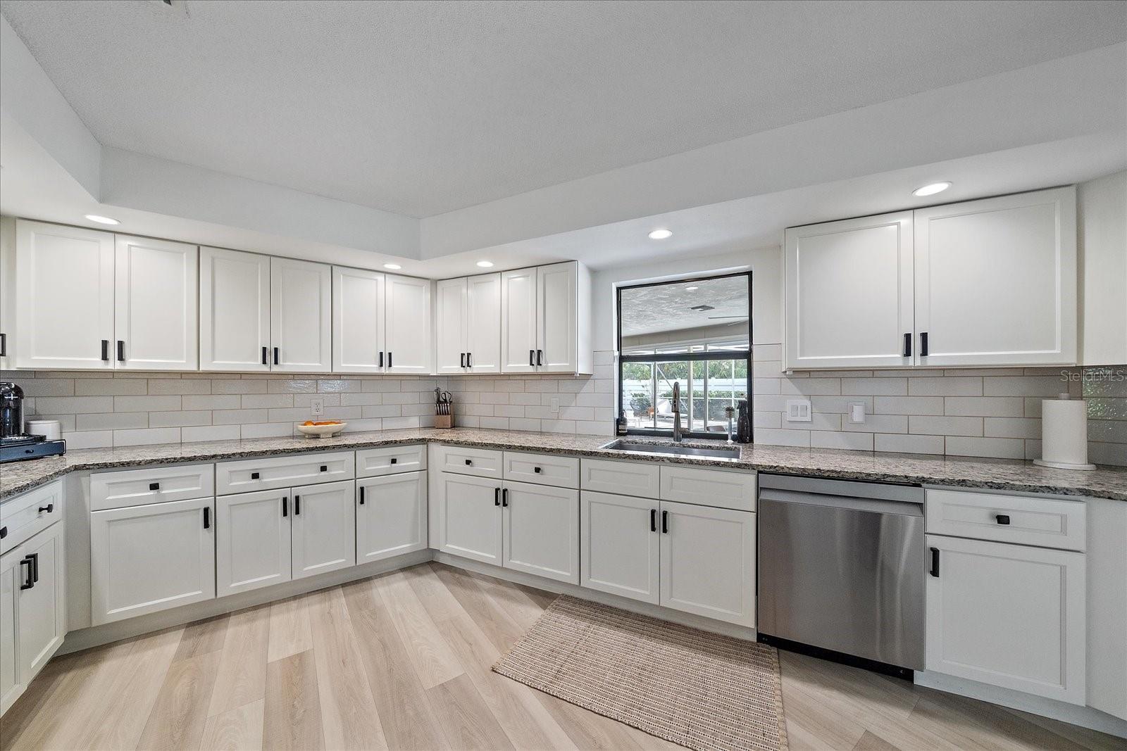 1734 RIVIERA CIR, SARASOTA, FL, 34232