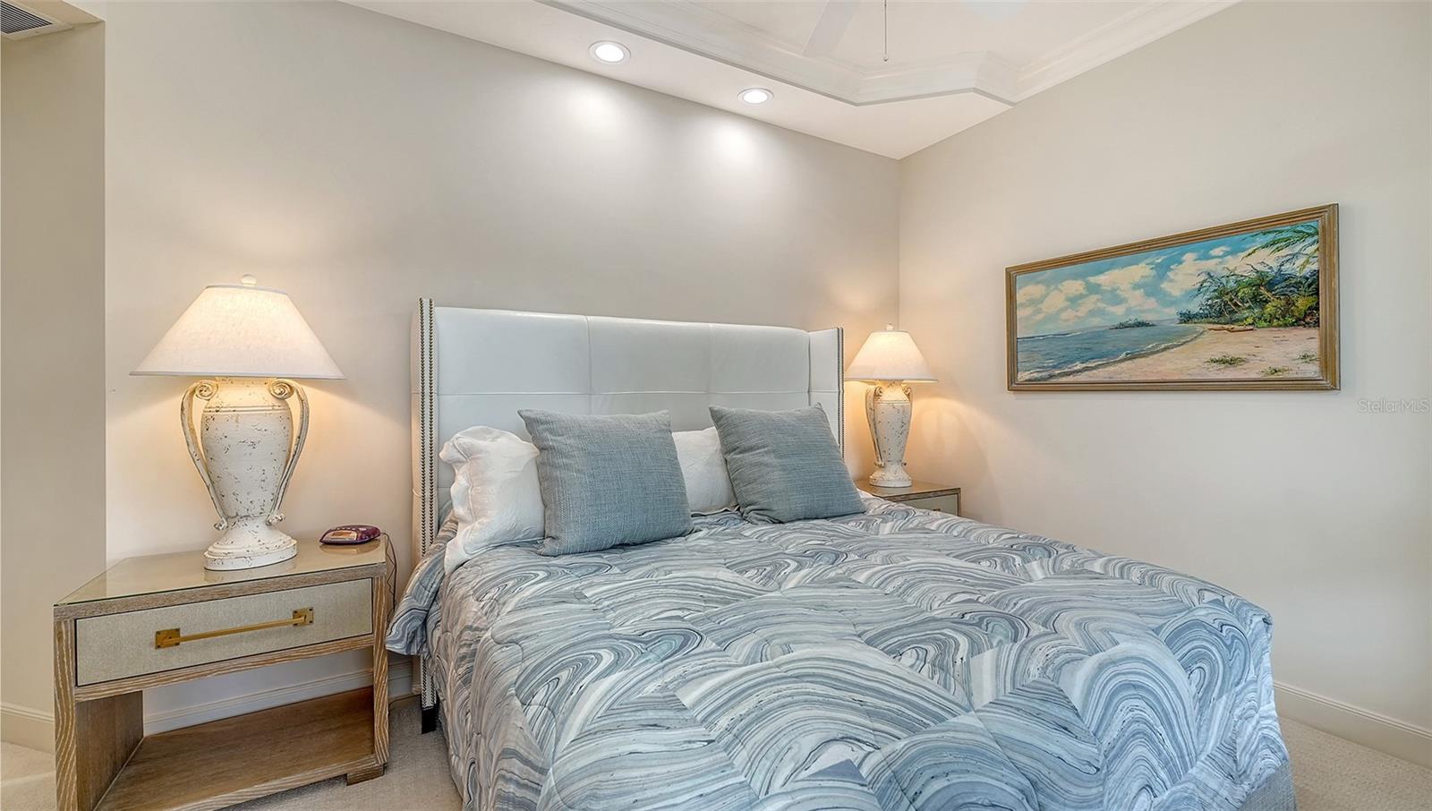 1281 GULF OF MEXICO DR #111, LONGBOAT KEY, FL, 34228