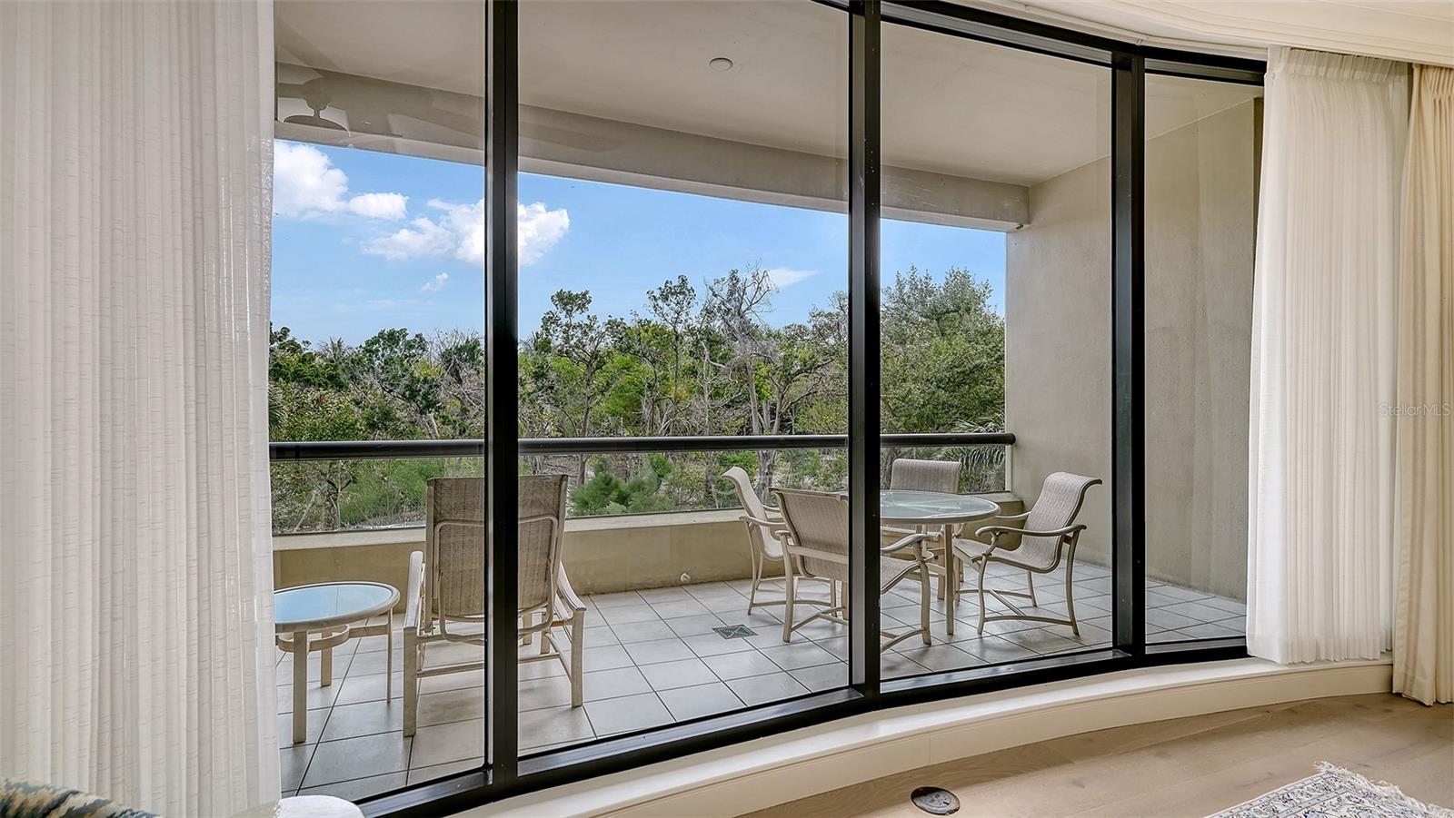 1281 GULF OF MEXICO DR #111, LONGBOAT KEY, FL, 34228