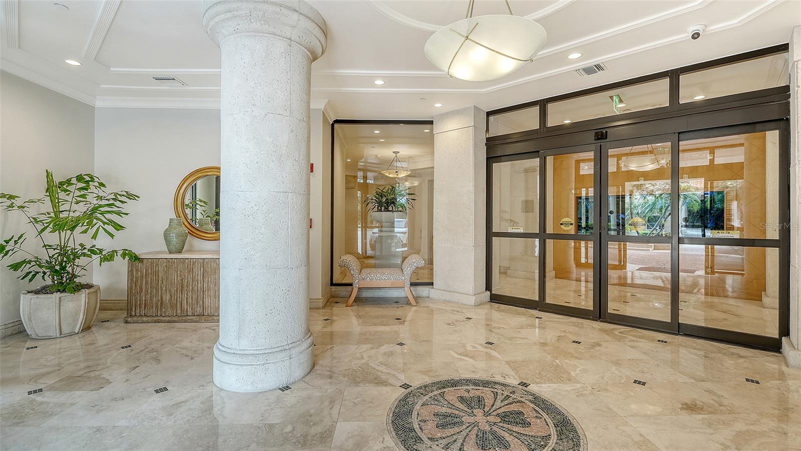 1281 GULF OF MEXICO DR #111, LONGBOAT KEY, FL, 34228