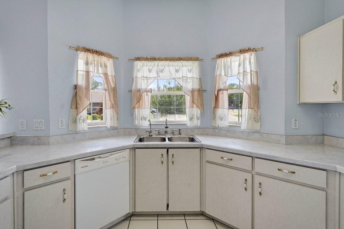 10 WAVRA PL, PALM COAST, FL, 32164