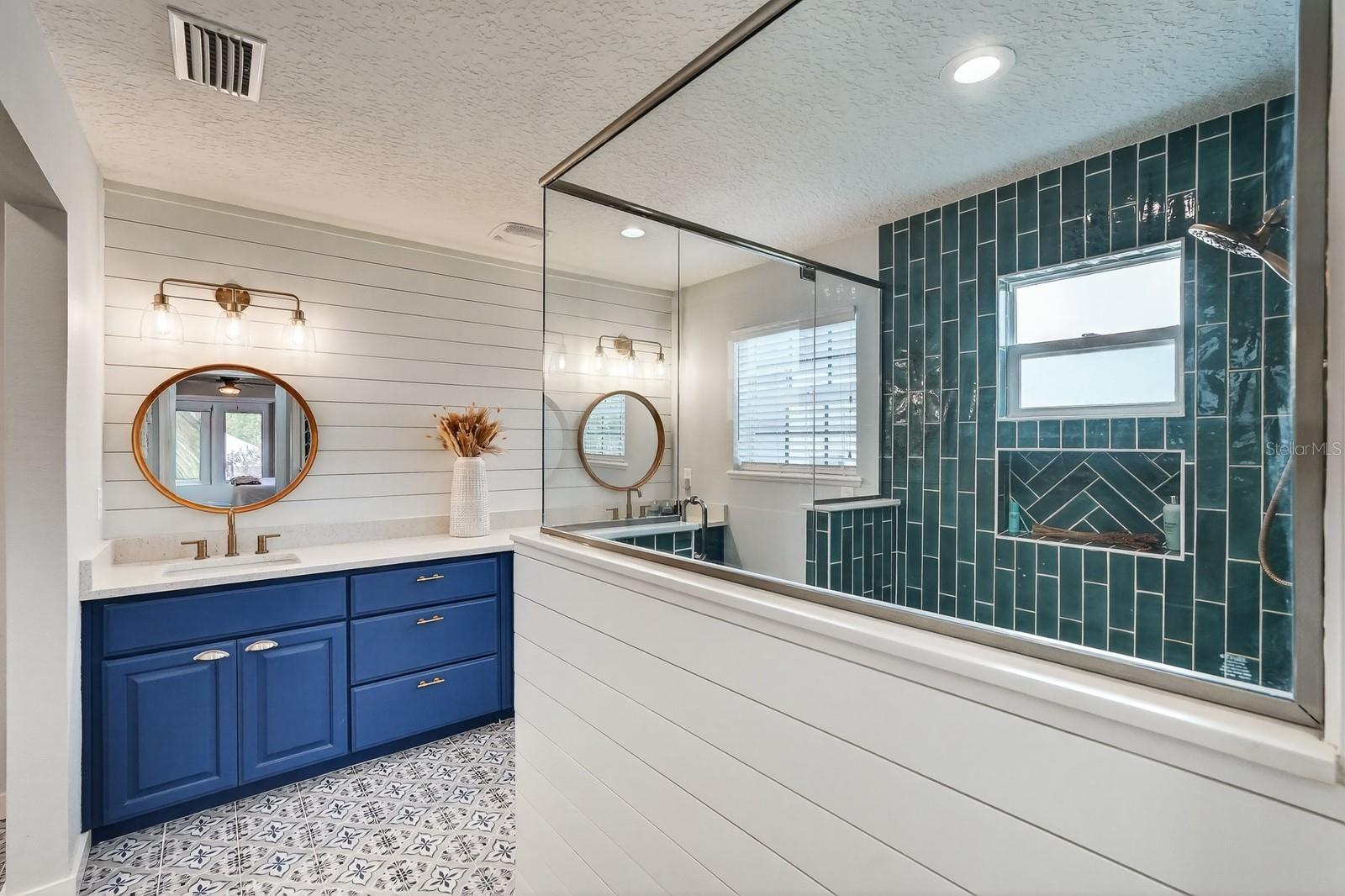 1523 LAKESIDE DR, DELAND, FL, 32720