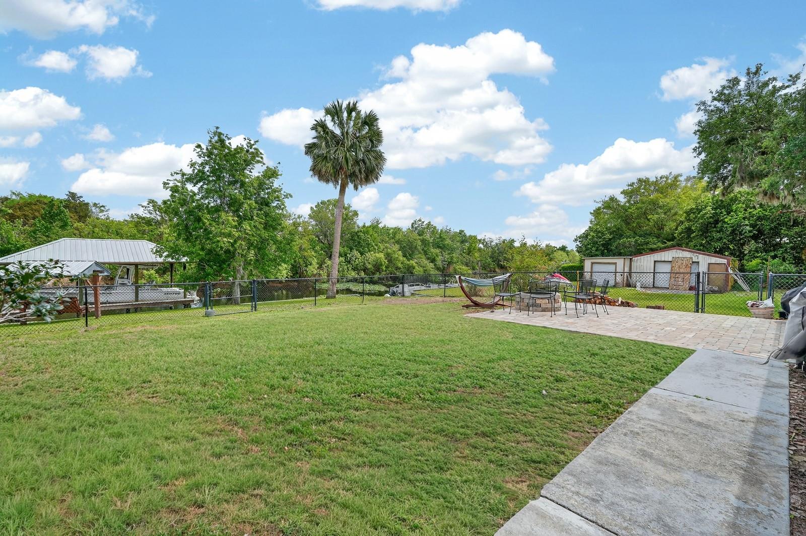 1523 LAKESIDE DR, DELAND, FL, 32720