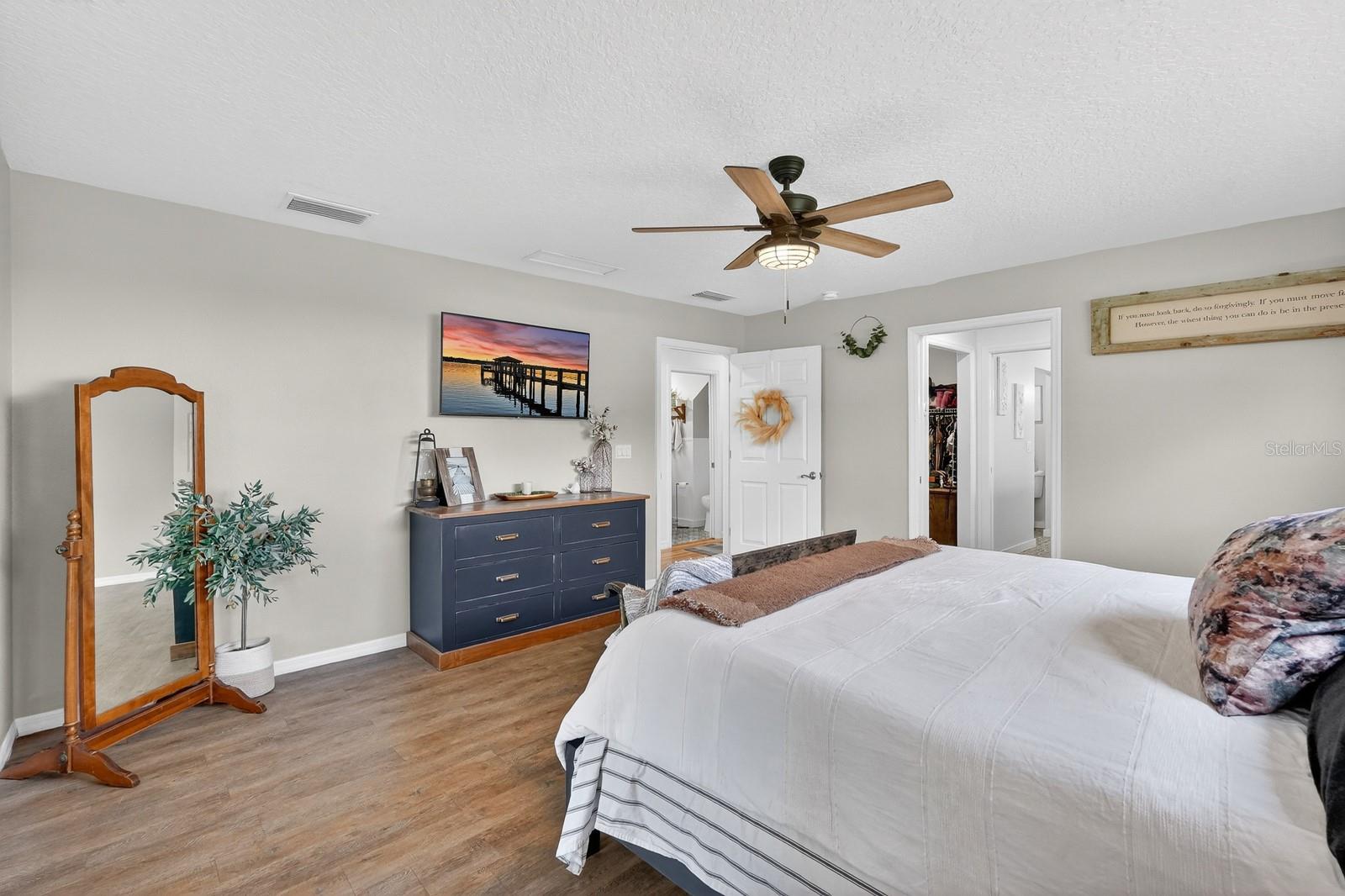 1523 LAKESIDE DR, DELAND, FL, 32720