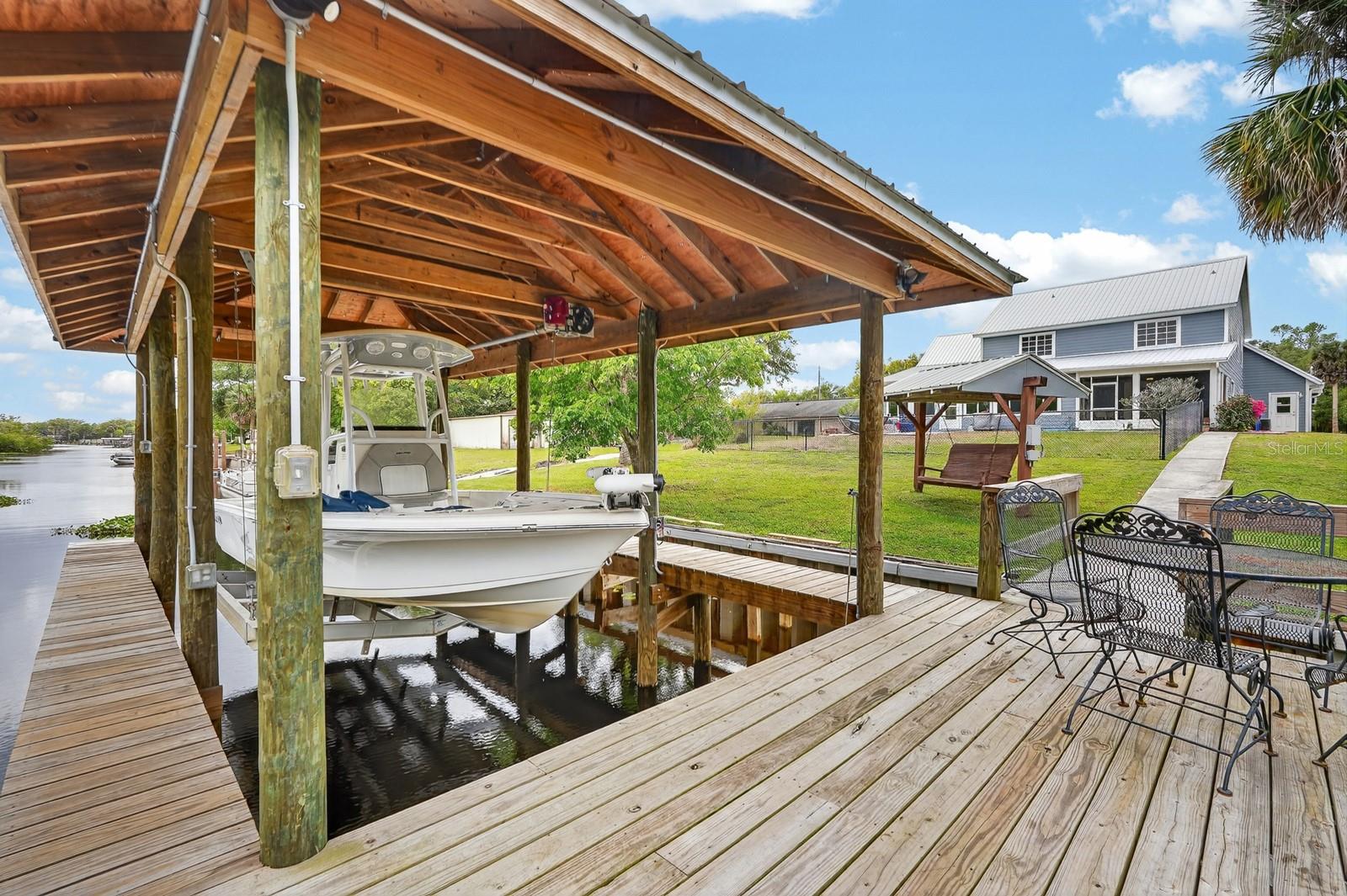 1523 LAKESIDE DR, DELAND, FL, 32720