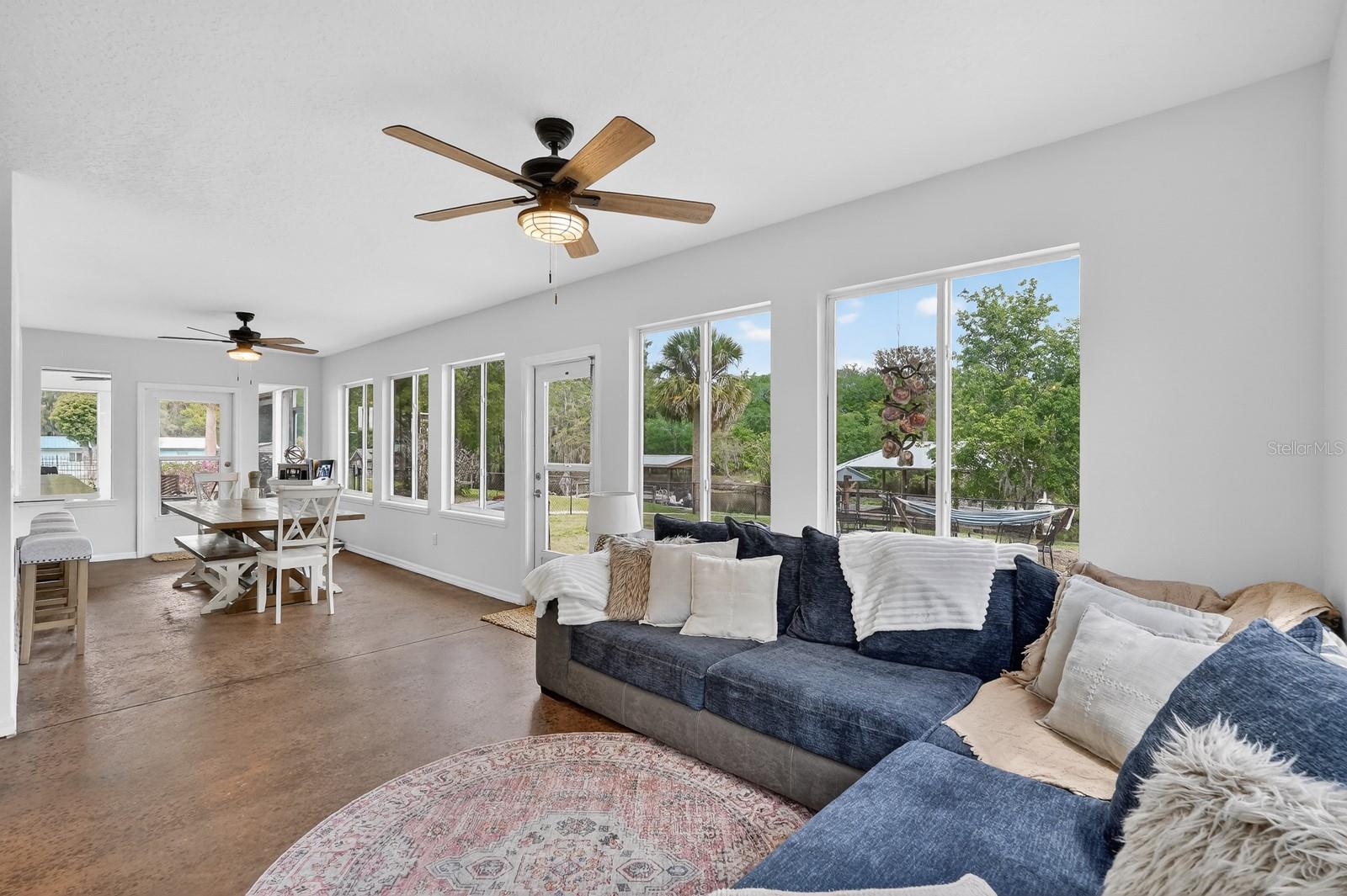 1523 LAKESIDE DR, DELAND, FL, 32720