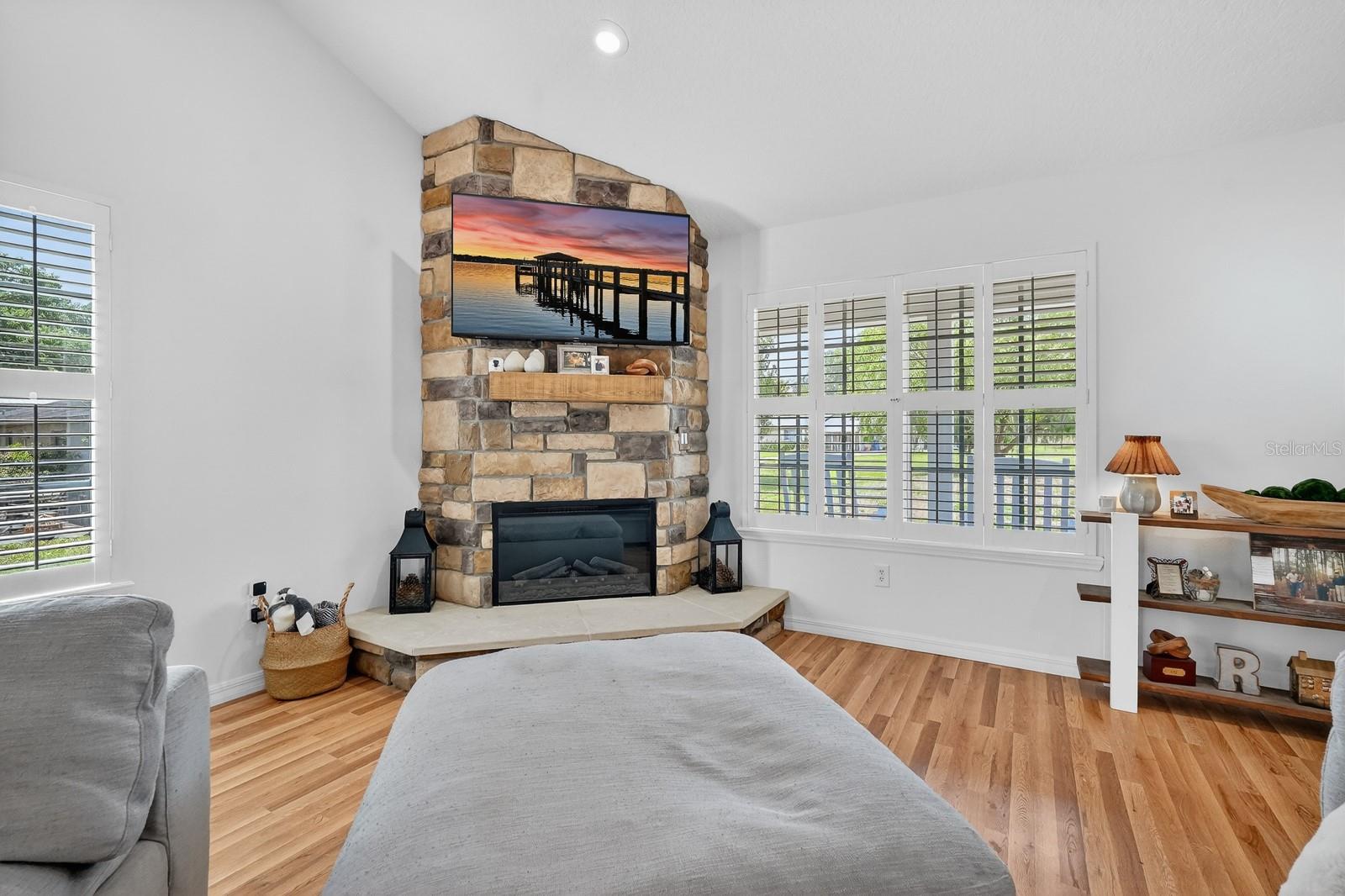 1523 LAKESIDE DR, DELAND, FL, 32720
