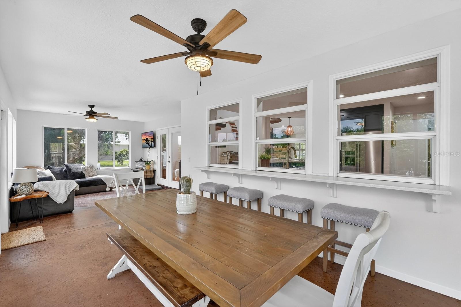 1523 LAKESIDE DR, DELAND, FL, 32720