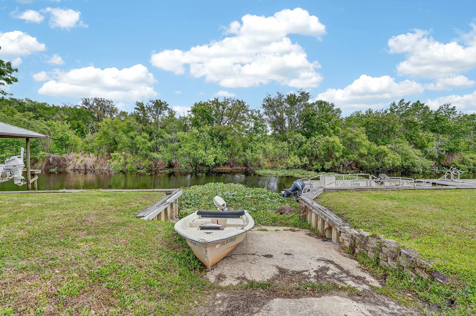 1523 LAKESIDE DR, DELAND, FL, 32720