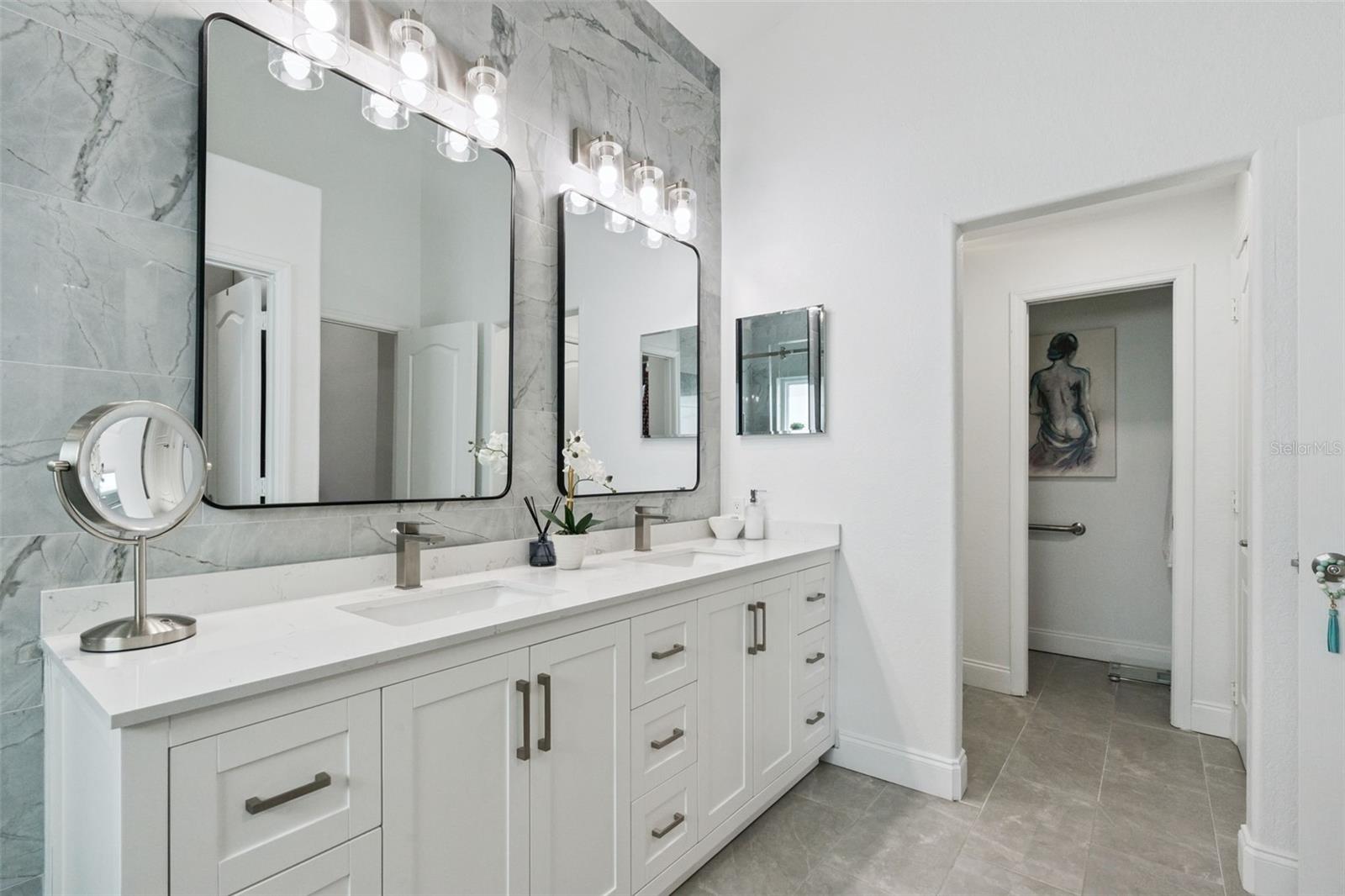 3925 WOODSFIELD CT, ORLANDO, FL, 32822