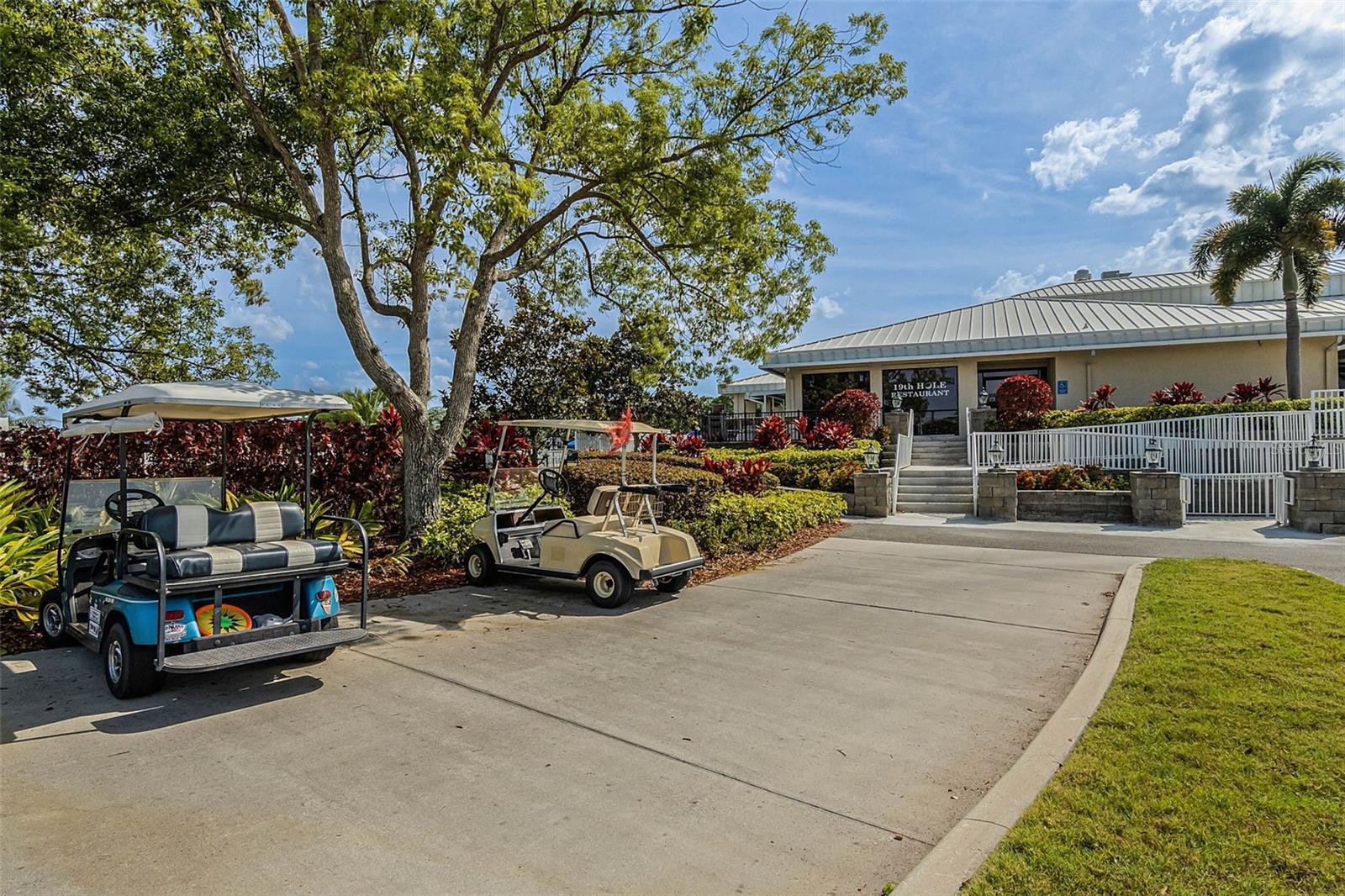 3925 WOODSFIELD CT, ORLANDO, FL, 32822