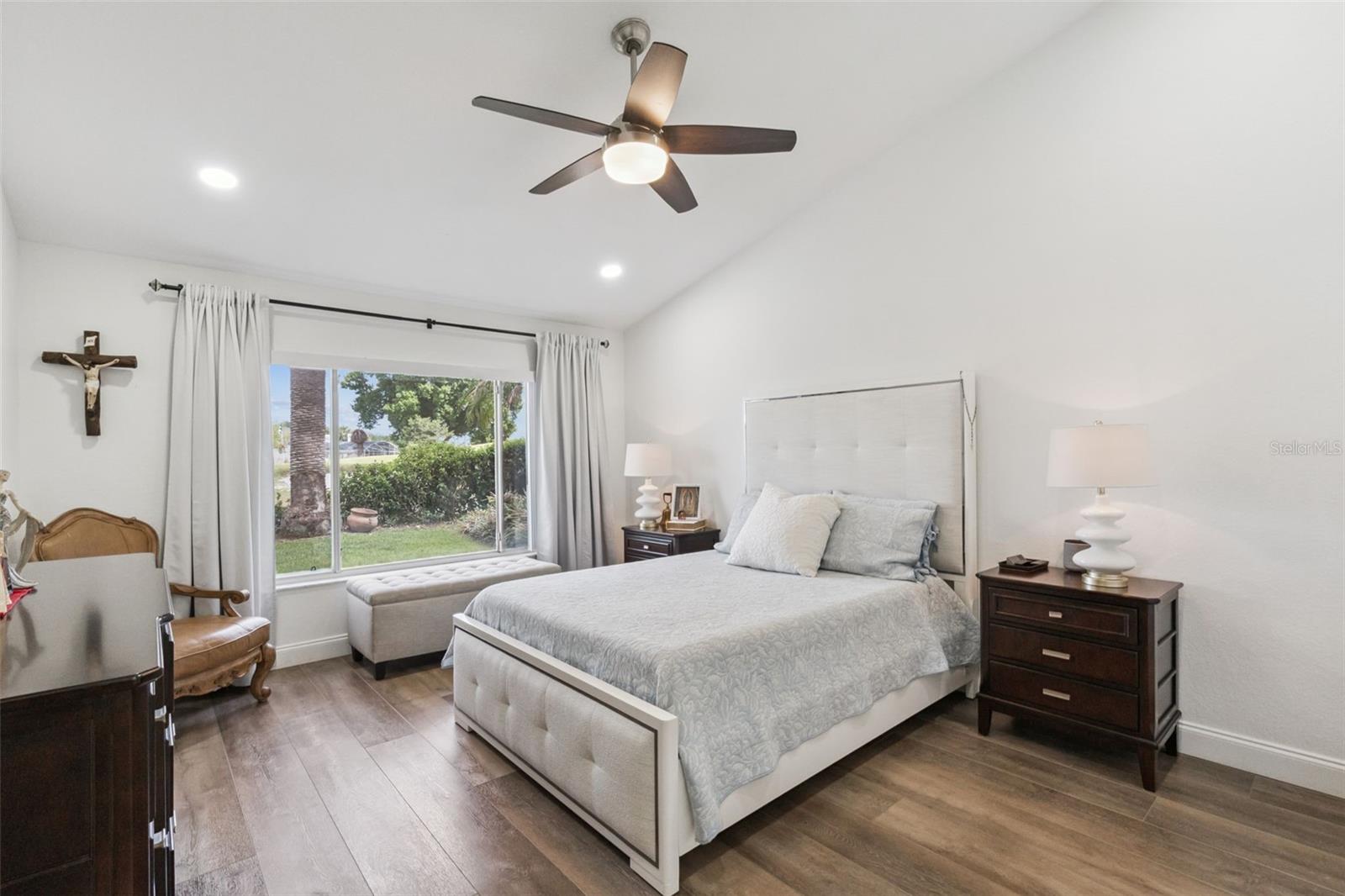 3925 WOODSFIELD CT, ORLANDO, FL, 32822
