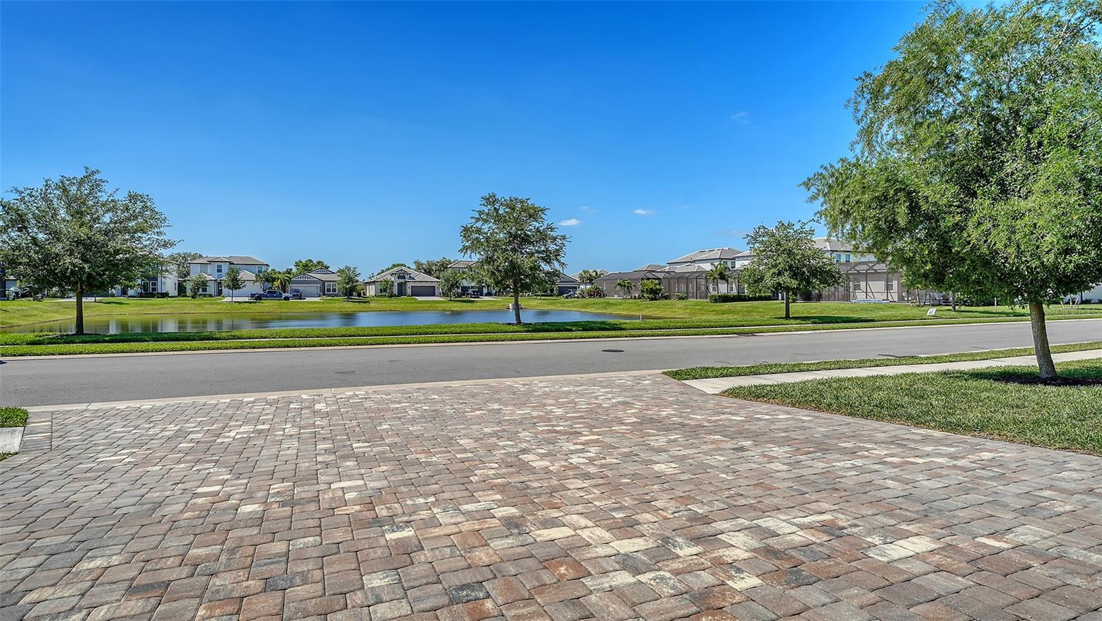 16905 SWEETWATER VILLAGE DR, BRADENTON, FL, 34211
