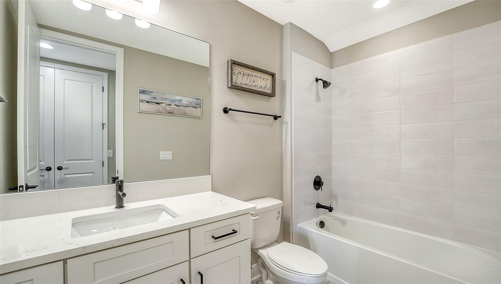 16905 SWEETWATER VILLAGE DR, BRADENTON, FL, 34211