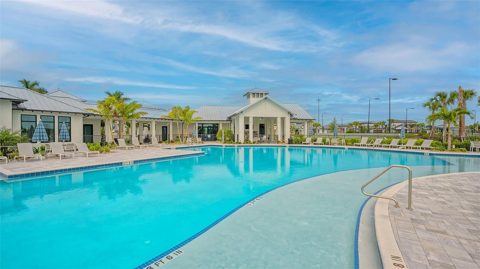 16905 SWEETWATER VILLAGE DR, BRADENTON, FL, 34211