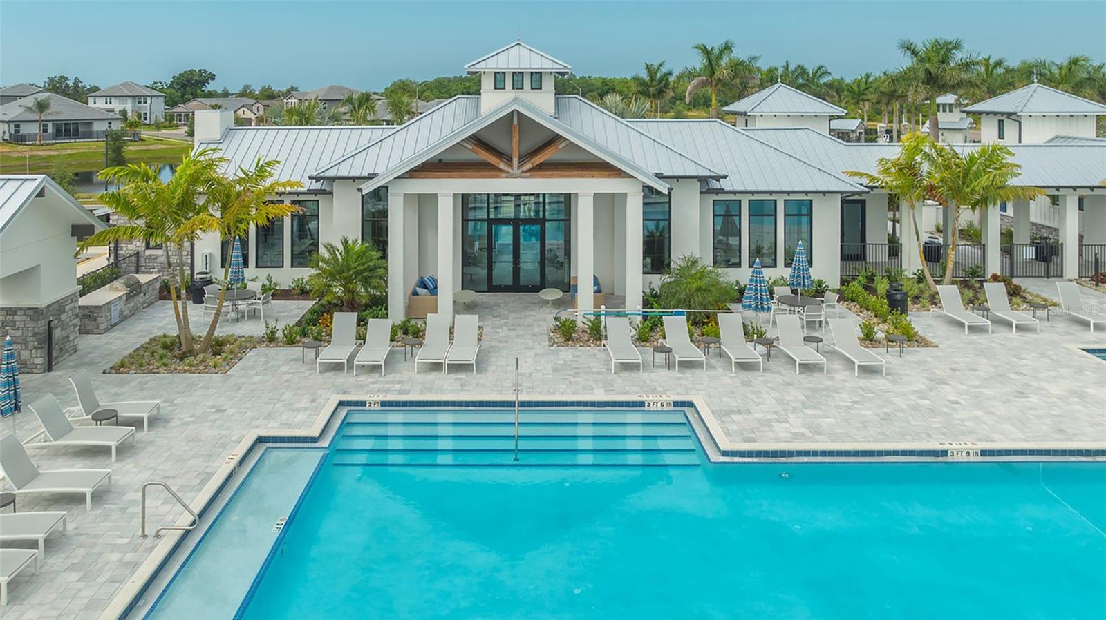 16905 SWEETWATER VILLAGE DR, BRADENTON, FL, 34211