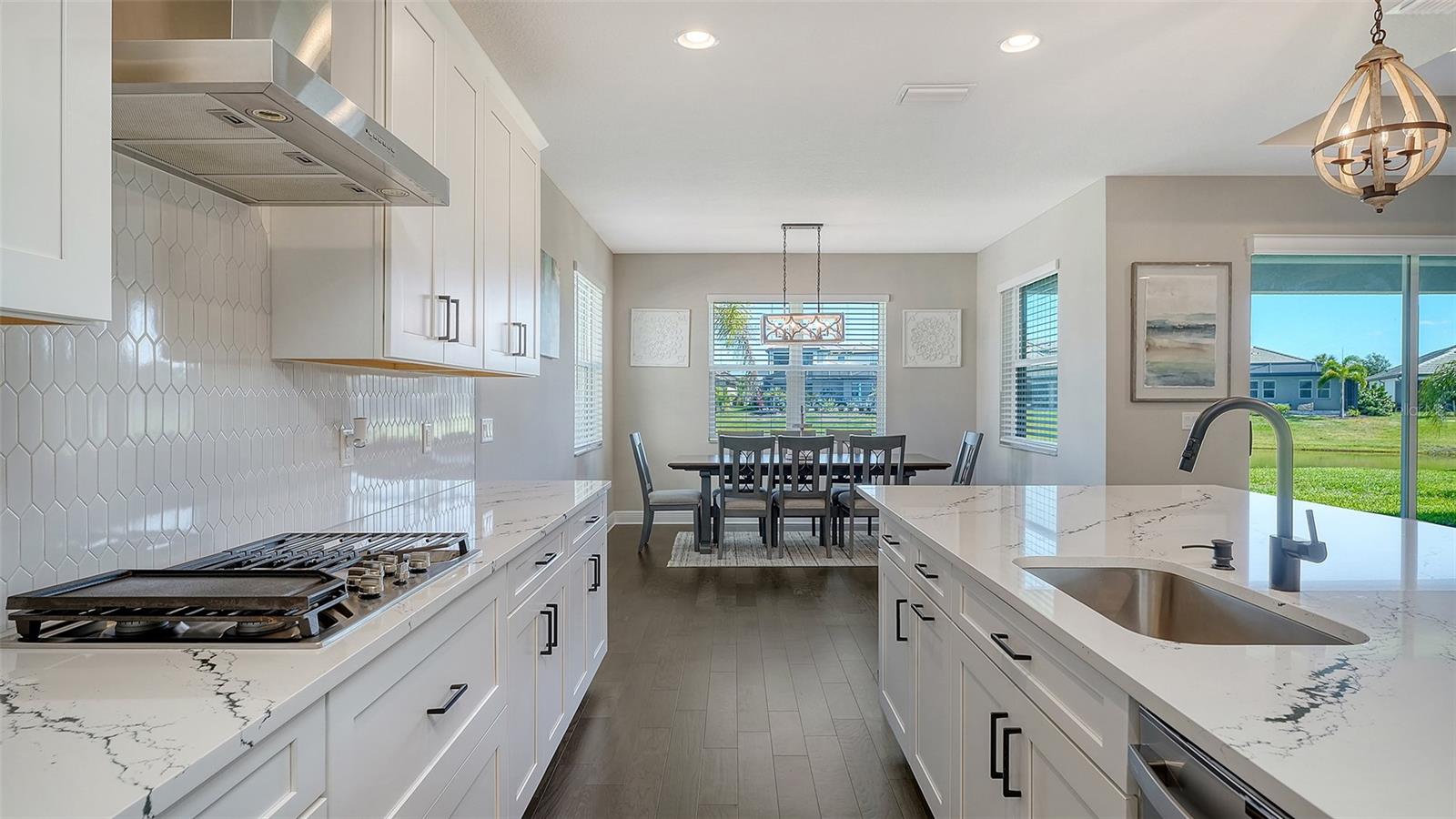 16905 SWEETWATER VILLAGE DR, BRADENTON, FL, 34211