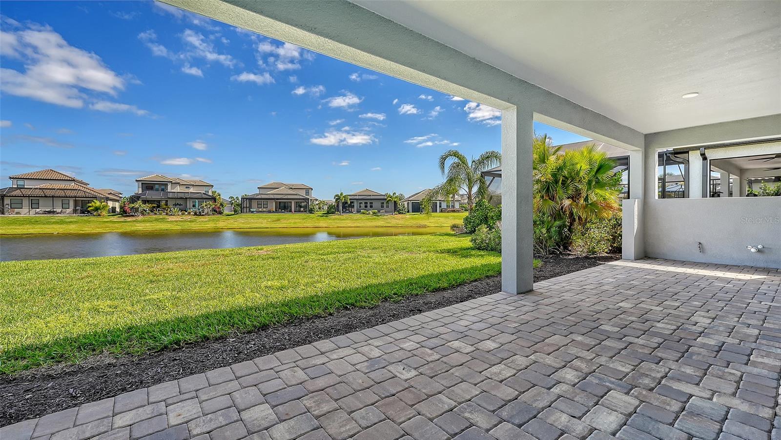 16905 SWEETWATER VILLAGE DR, BRADENTON, FL, 34211