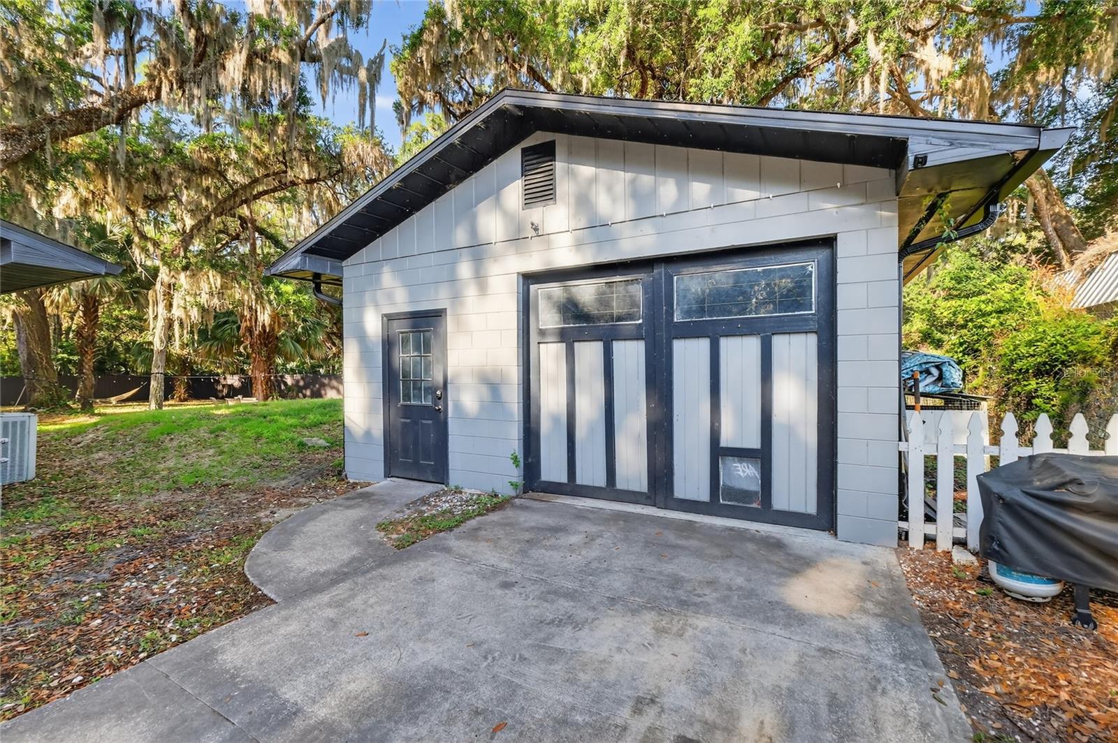 29239 S CORLEY ISLAND RD, LEESBURG, FL, 34748