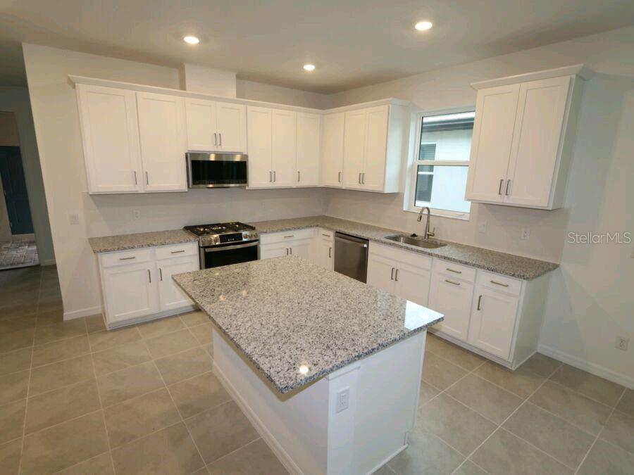 18084 CHERISHED LOOP, LAKEWOOD RANCH, FL, 34211