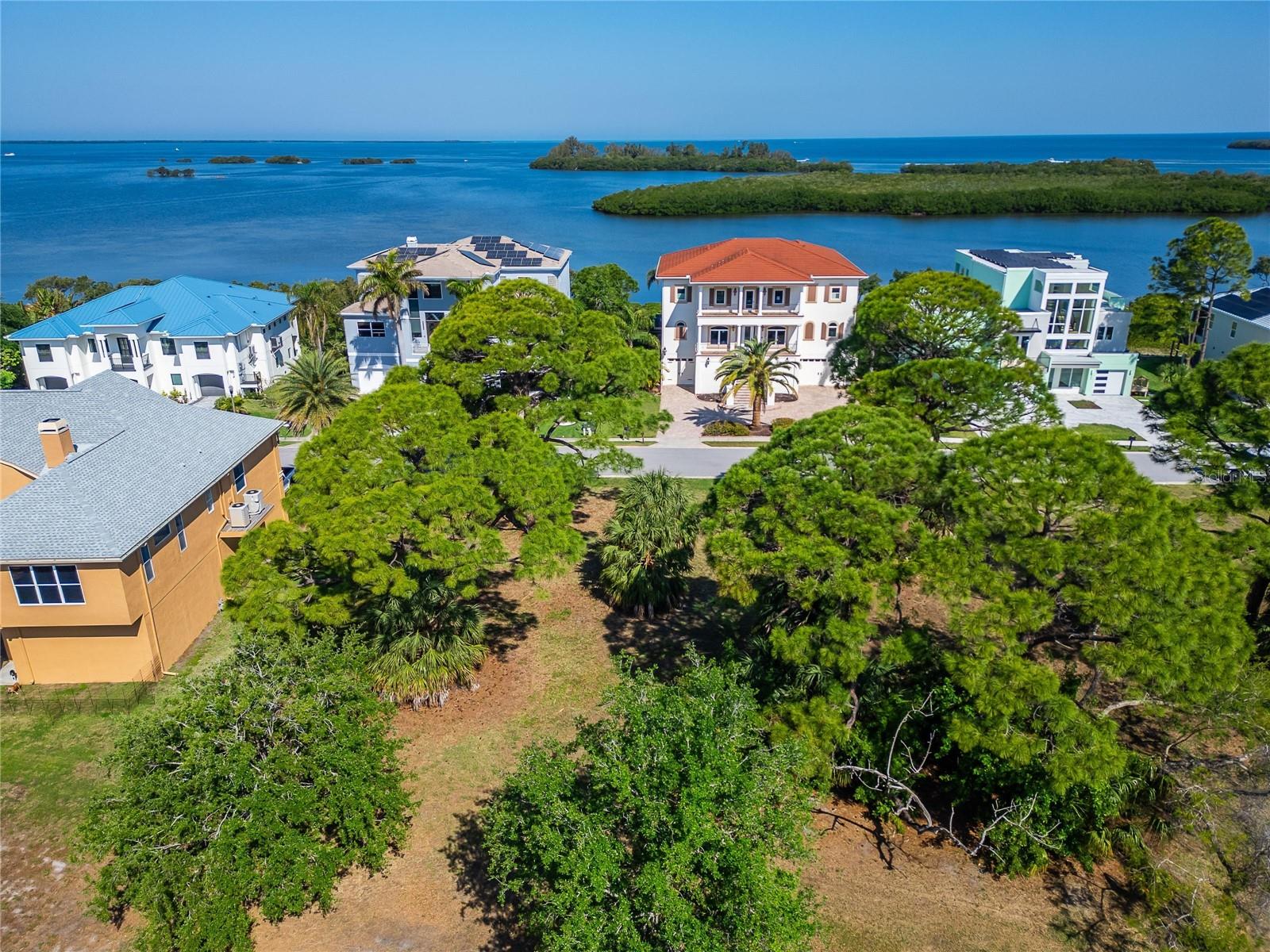 HARBOUR WATCH CIR, TARPON SPRINGS, FL, 34689