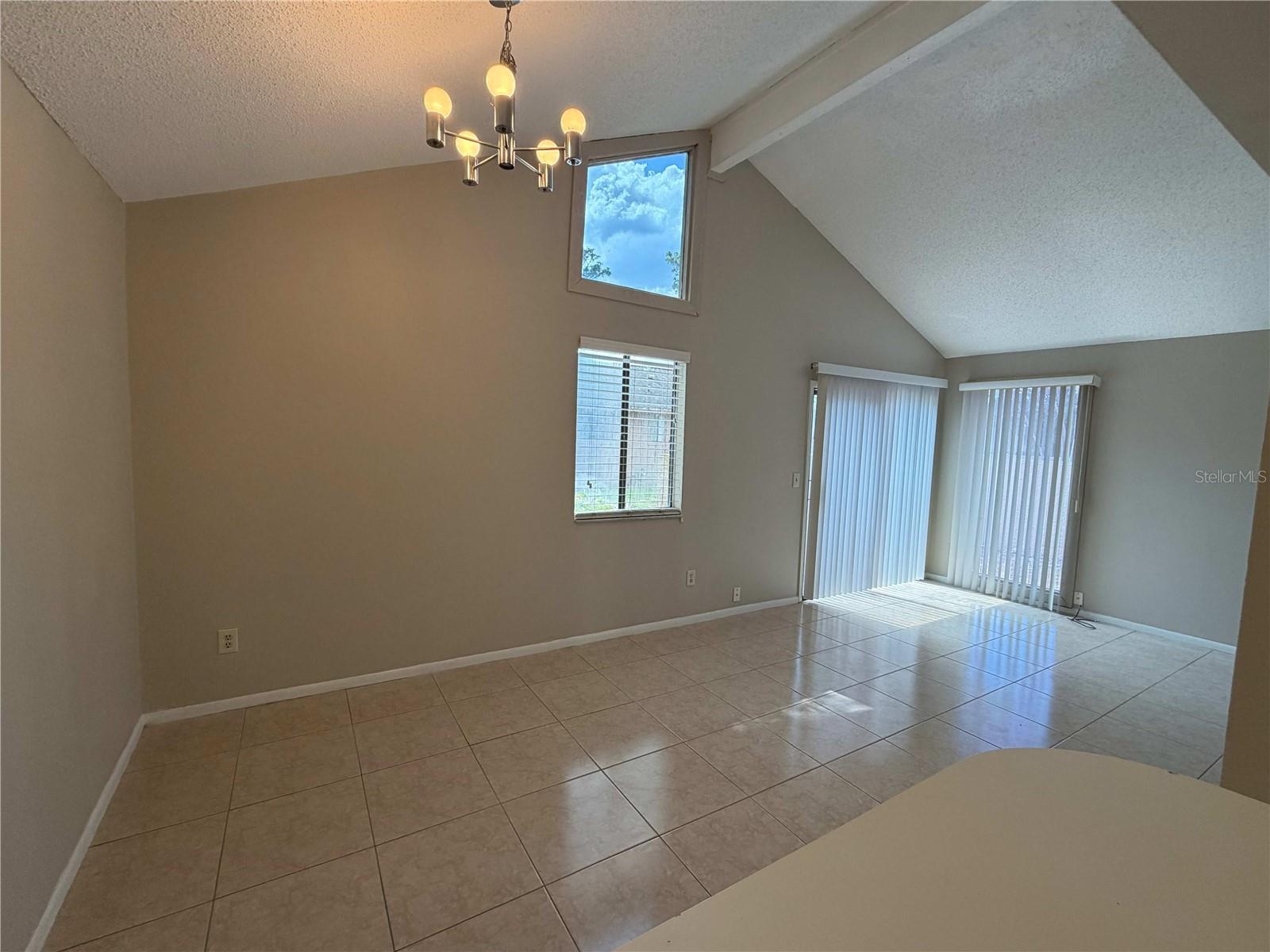 220 SUNSHOWER CT, CASSELBERRY, FL, 32707