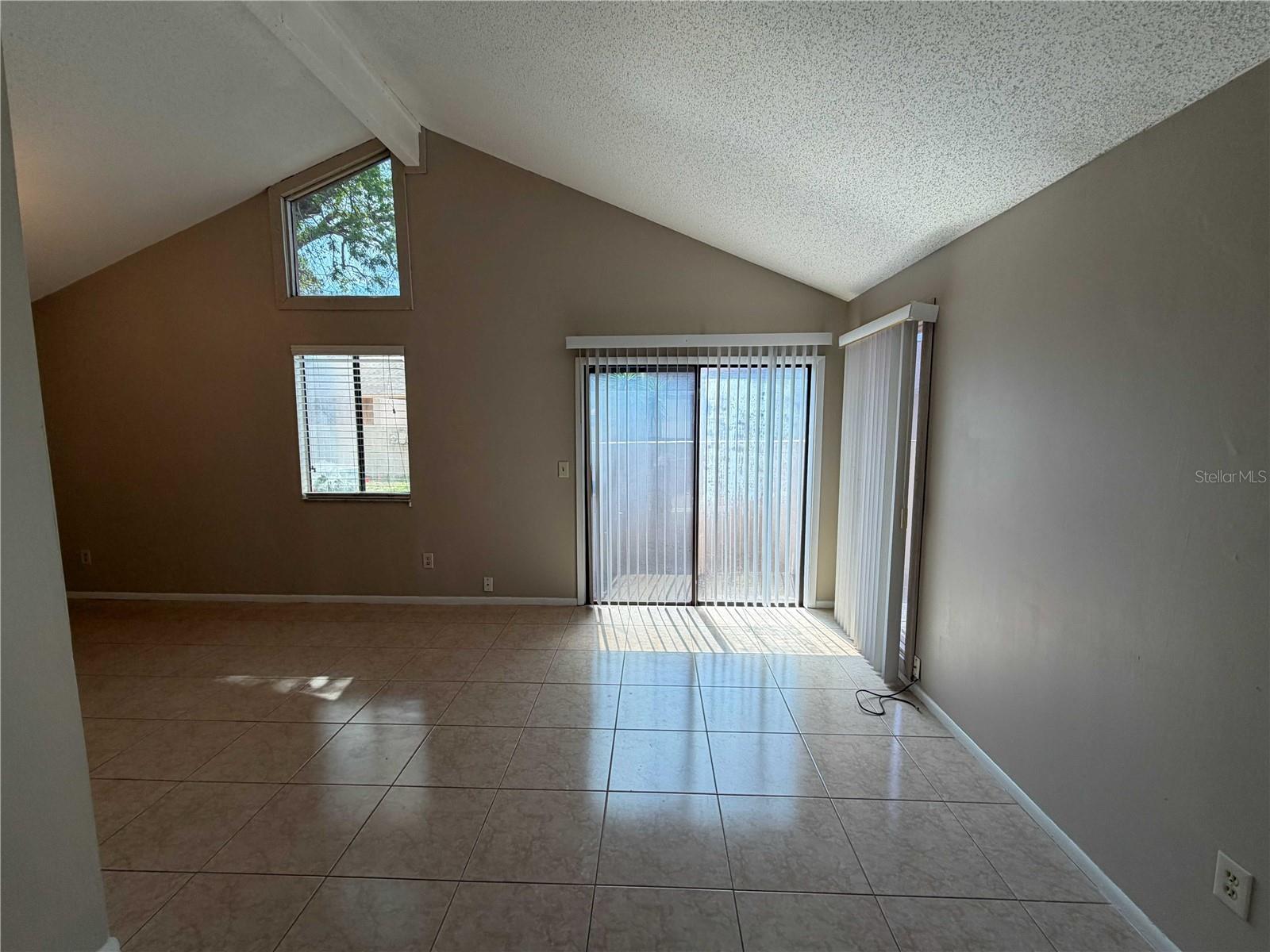 220 SUNSHOWER CT, CASSELBERRY, FL, 32707