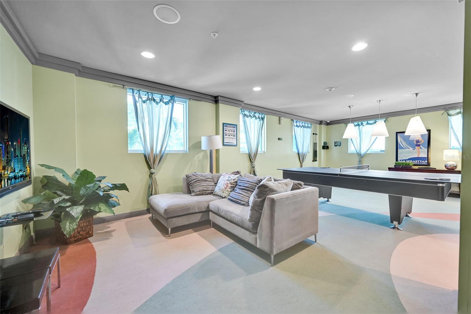 9201 COLLINS AVE #821, SURFSIDE, FL, 33154