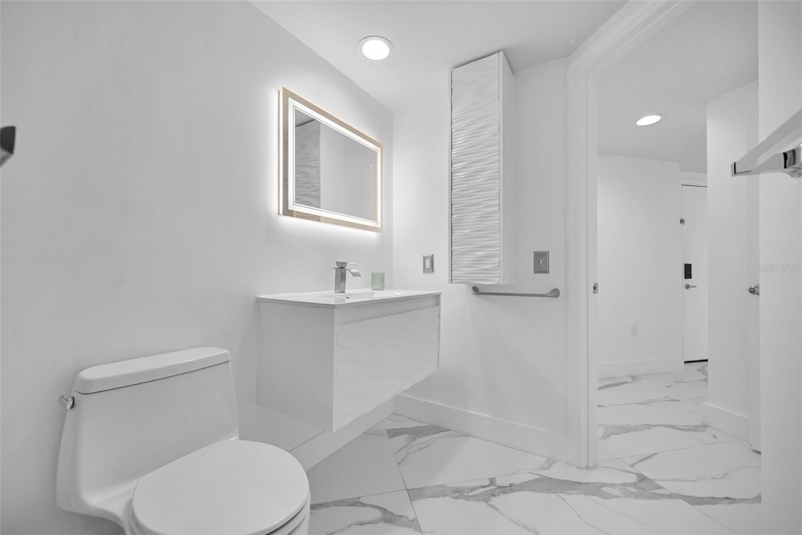 9201 COLLINS AVE #821, SURFSIDE, FL, 33154