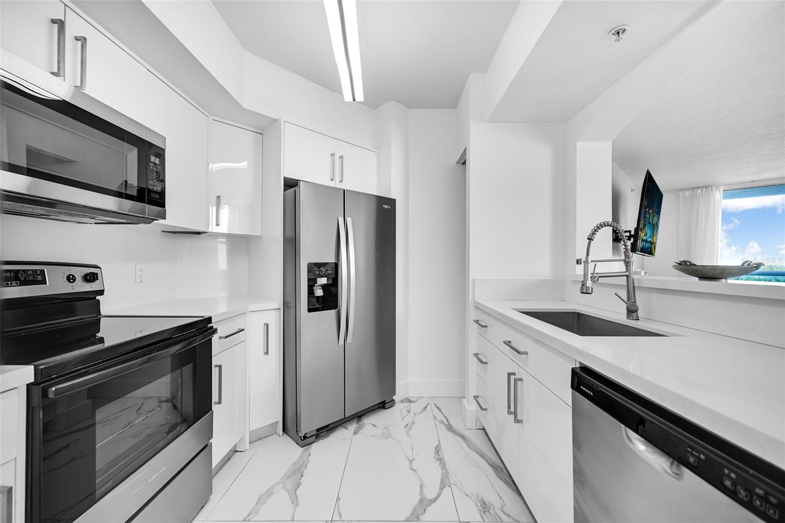 9201 COLLINS AVE #821, SURFSIDE, FL, 33154