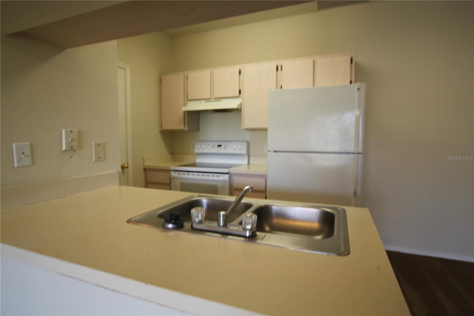13113 SANCTUARY COVE DR #304, TEMPLE TERRACE, FL, 33637