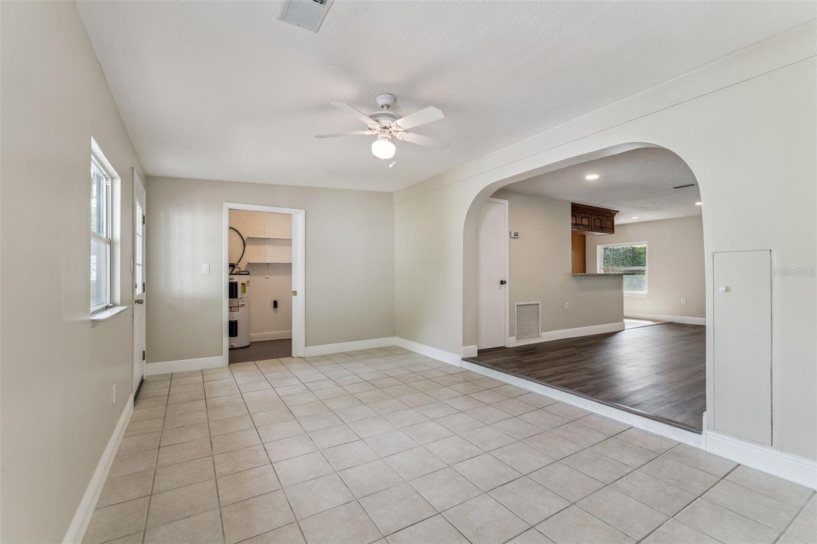 1221 LAKE DOWNEY DR, ORLANDO, FL, 32825