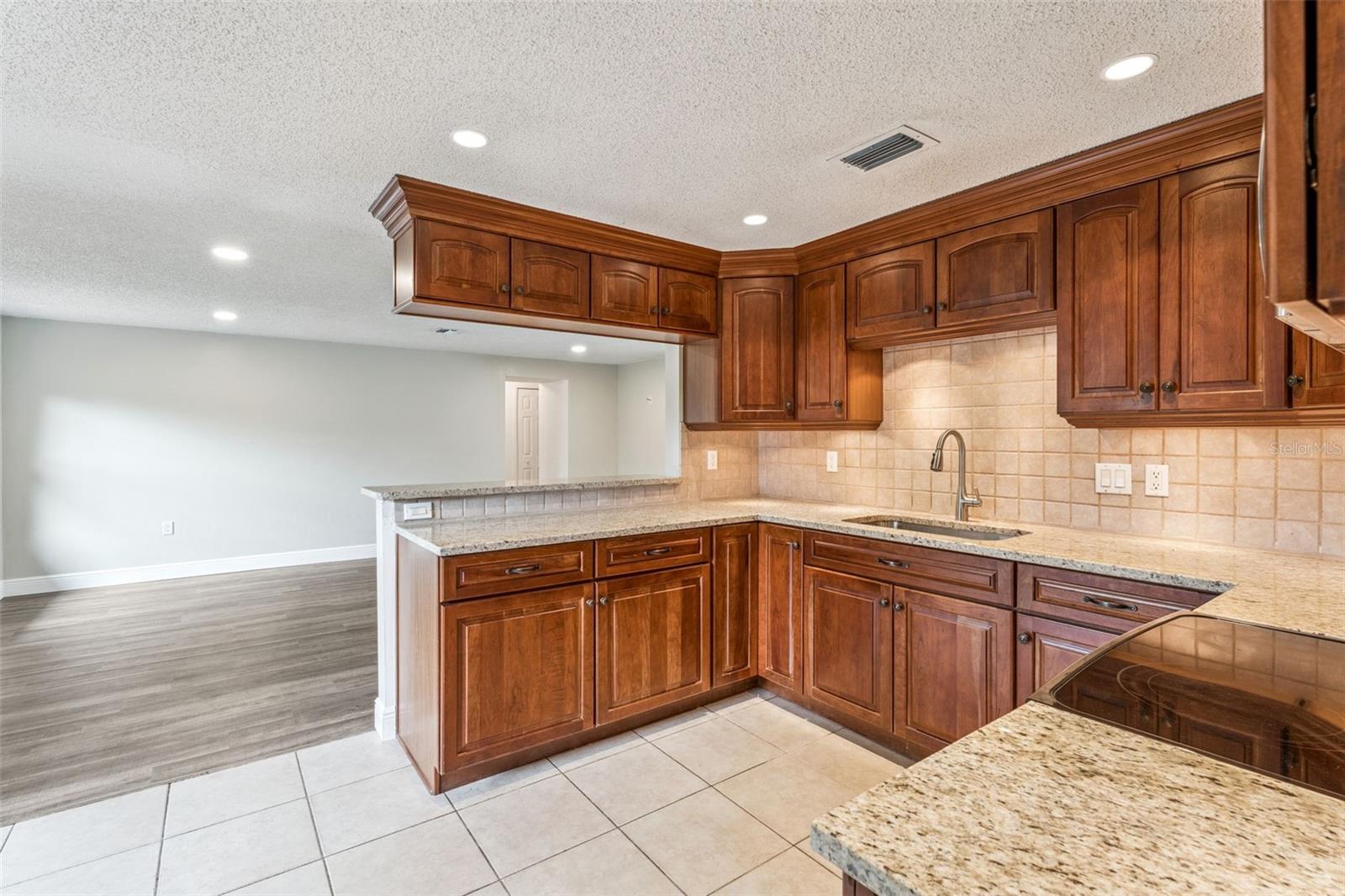 1221 LAKE DOWNEY DR, ORLANDO, FL, 32825