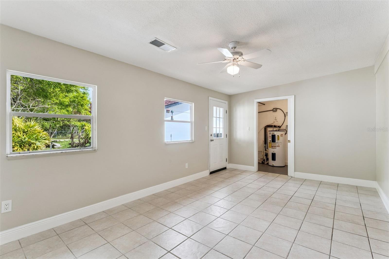 1221 LAKE DOWNEY DR, ORLANDO, FL, 32825