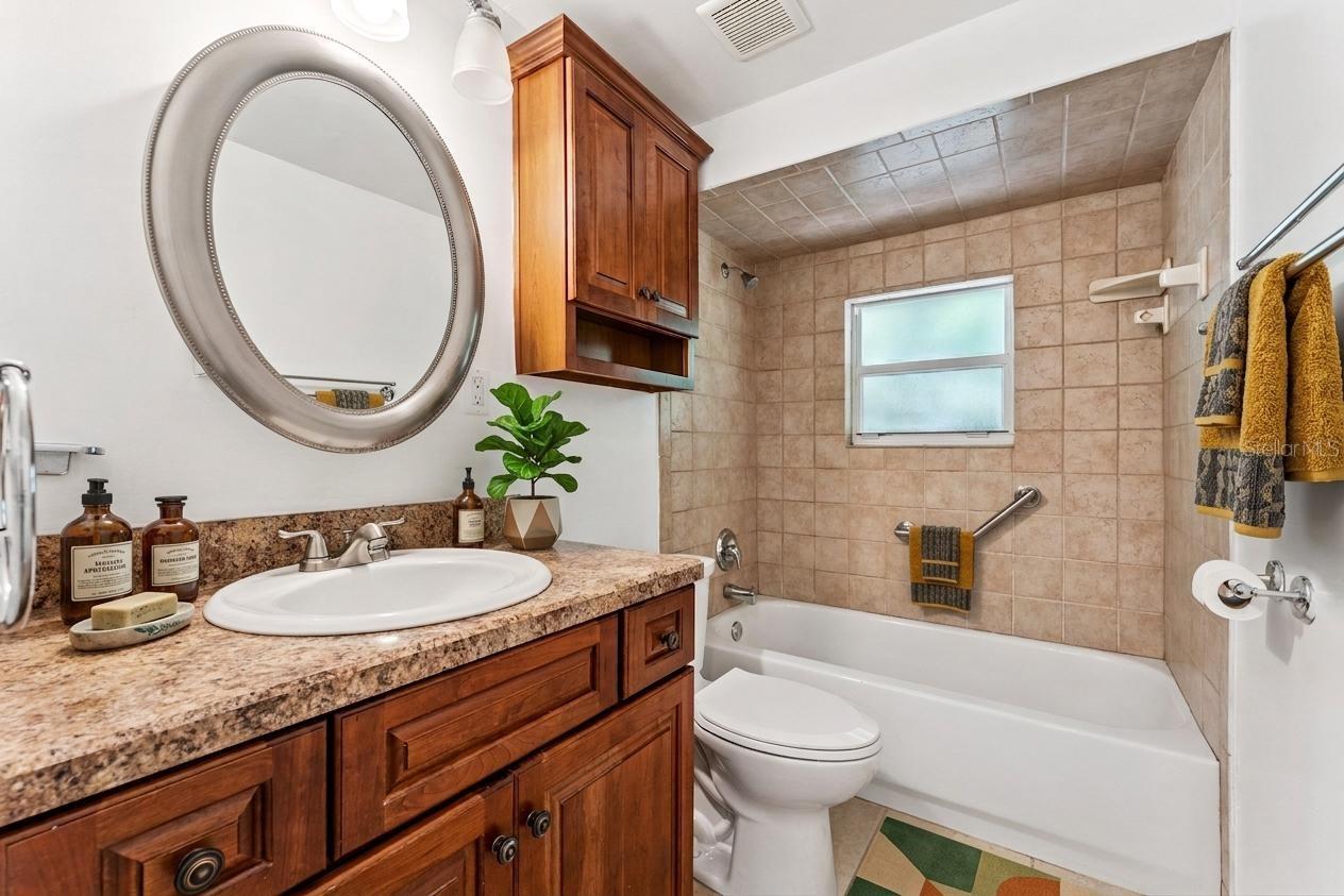 1221 LAKE DOWNEY DR, ORLANDO, FL, 32825
