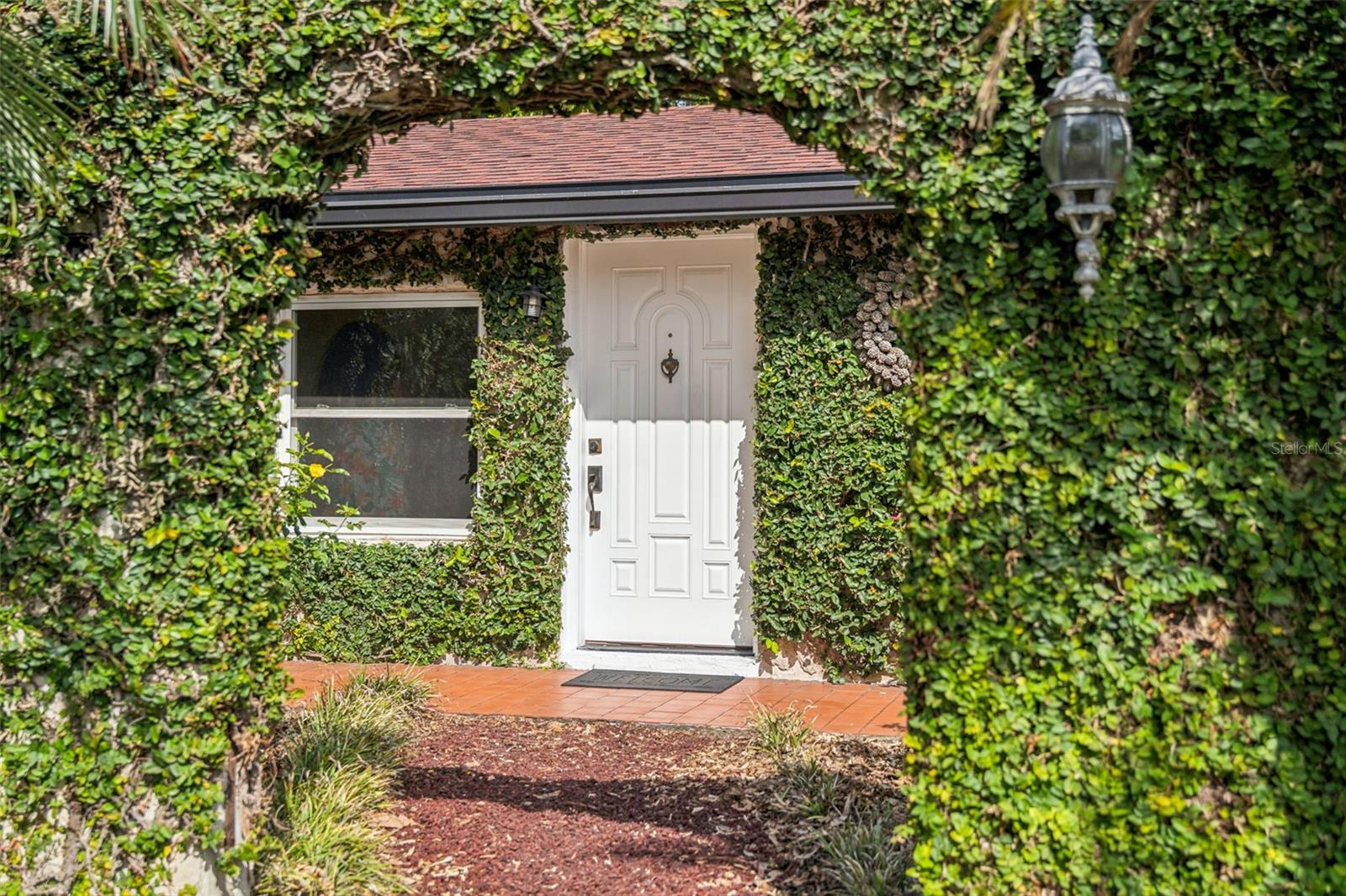 1221 LAKE DOWNEY DR, ORLANDO, FL, 32825
