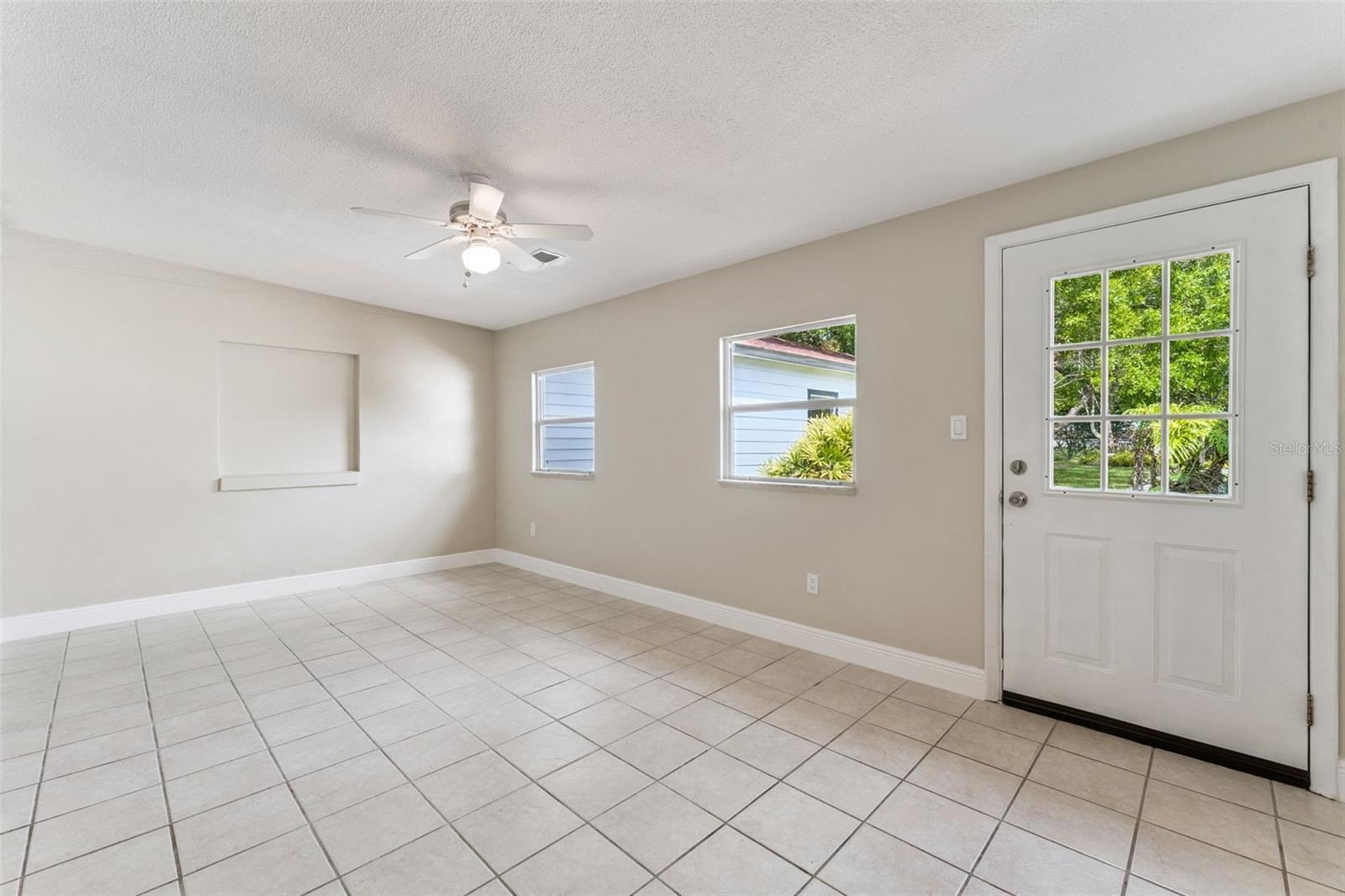 1221 LAKE DOWNEY DR, ORLANDO, FL, 32825