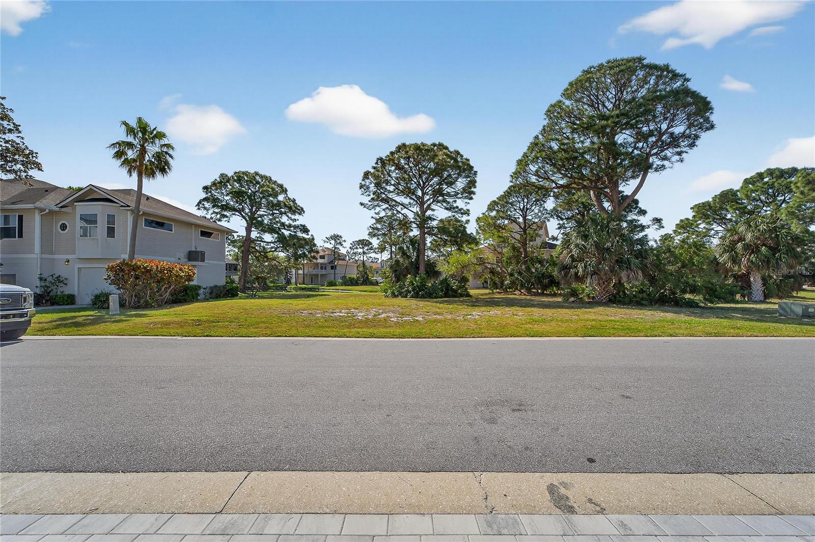 HARBOUR WATCH CIR, TARPON SPRINGS, FL, 34689