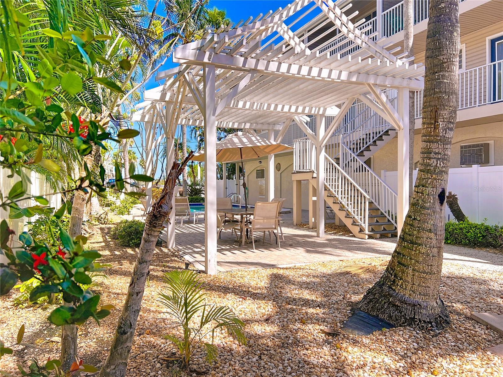 3100 GULF DR #2, HOLMES BEACH, FL, 34217