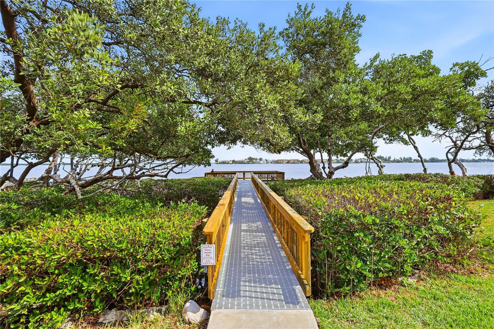 1801 GULF DR N #142, BRADENTON BEACH, FL, 34217