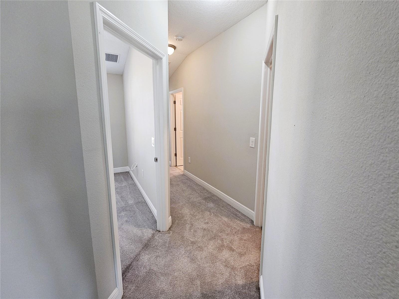 30219 SOUTHWELL LN, WESLEY CHAPEL, FL, 33543