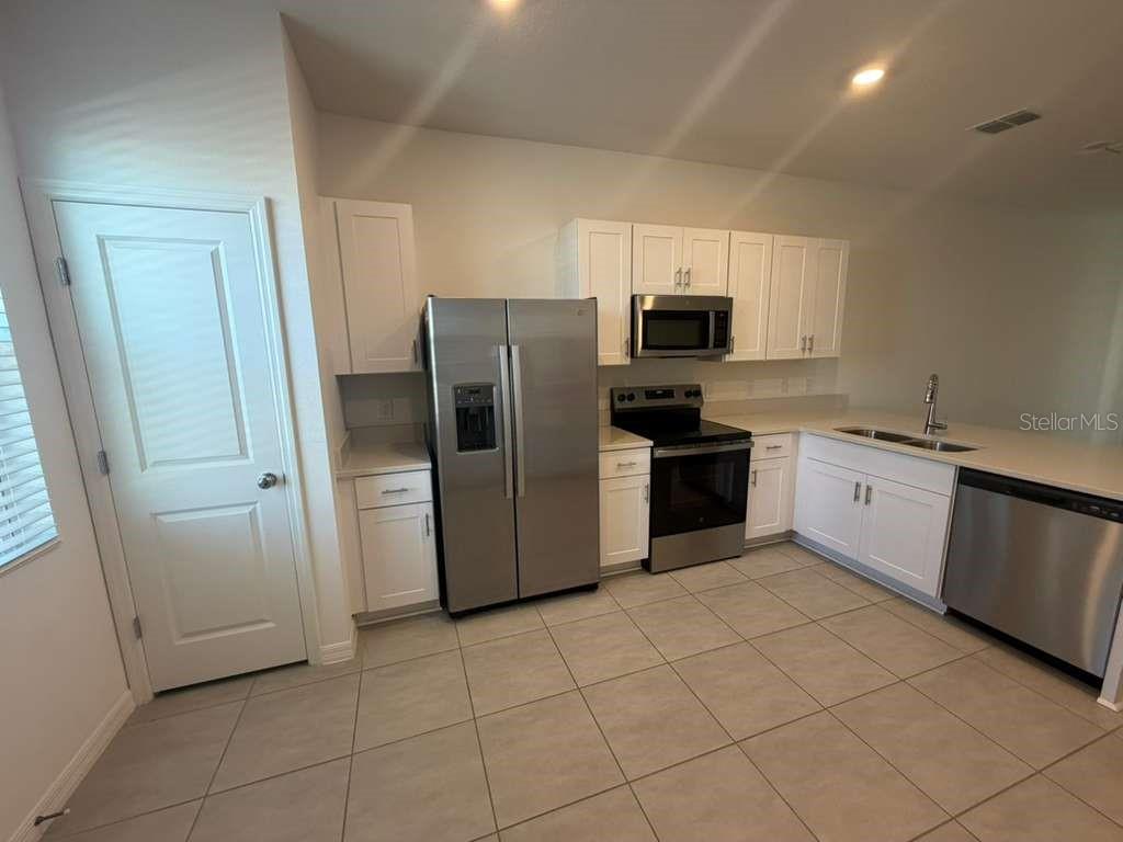 2983 SKYLINE LOOP, KISSIMMEE, FL, 34758