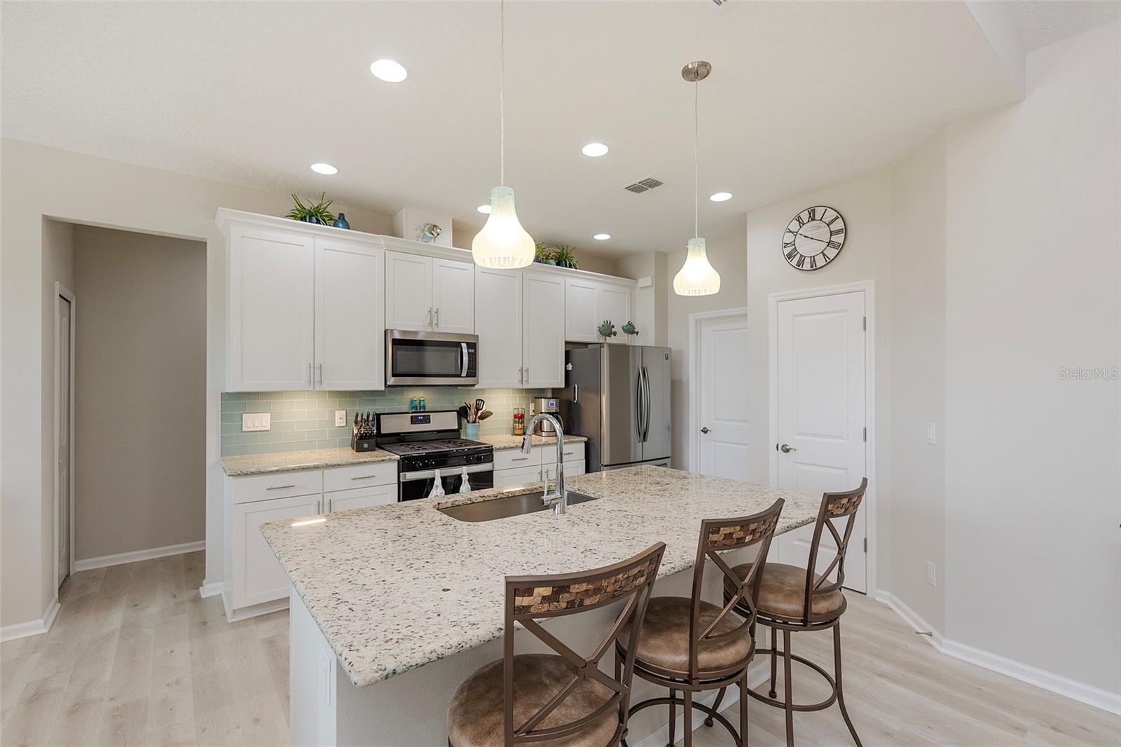 572 LANDSHARK BLVD, DAYTONA BEACH, FL, 32124