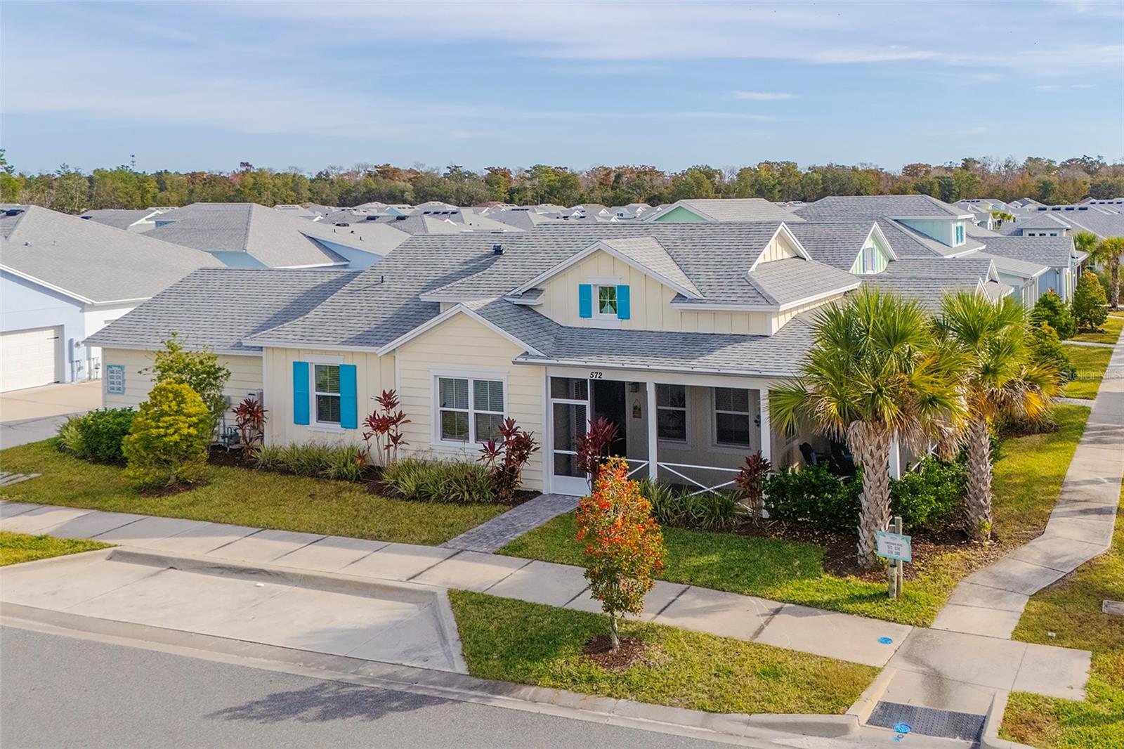 572 LANDSHARK BLVD, DAYTONA BEACH, FL, 32124