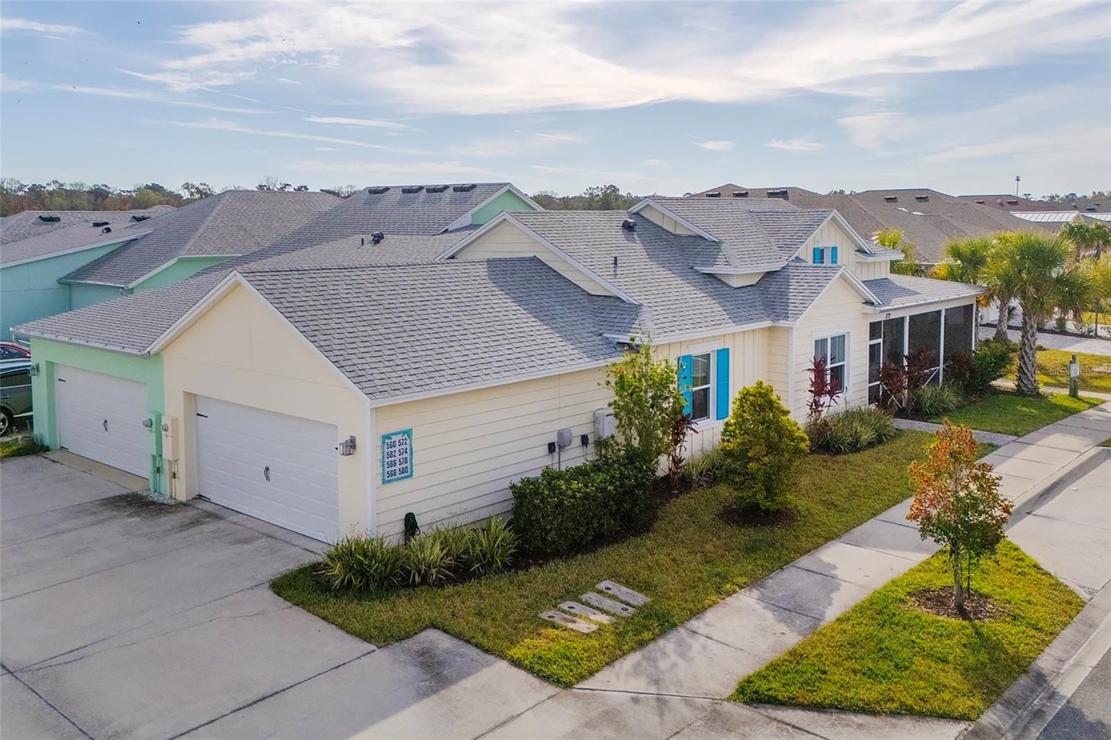 572 LANDSHARK BLVD, DAYTONA BEACH, FL, 32124