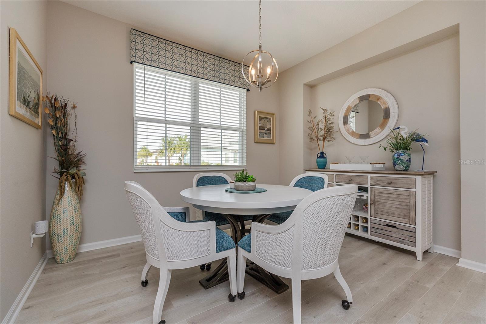 572 LANDSHARK BLVD, DAYTONA BEACH, FL, 32124