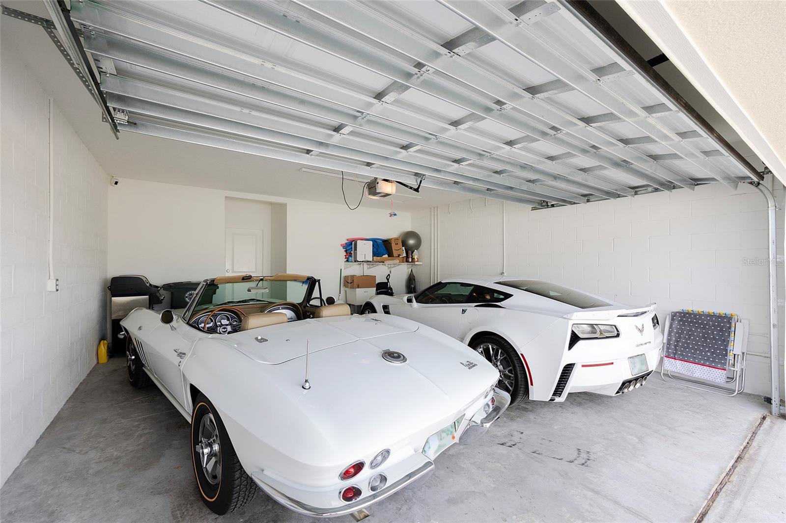 572 LANDSHARK BLVD, DAYTONA BEACH, FL, 32124